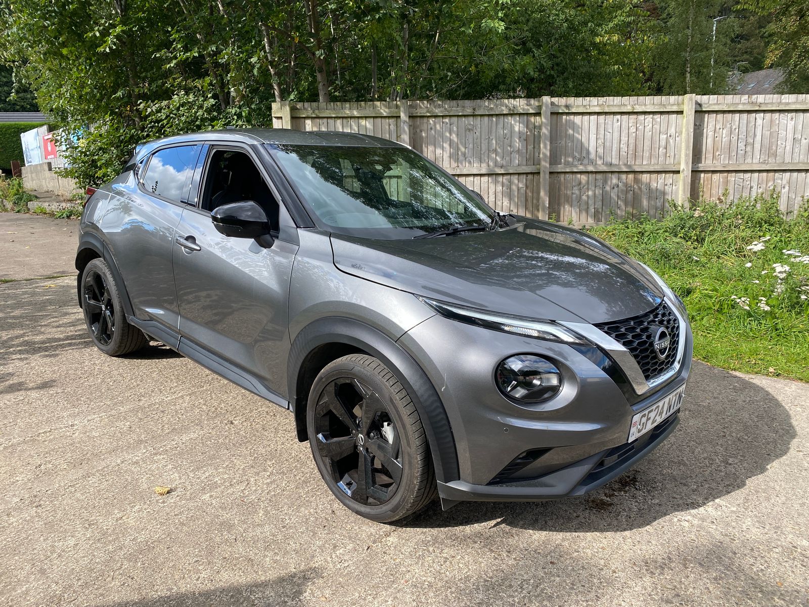 Nissan Juke 1.0L Tekna DiG-T Semi-Auto SUV 5dr Petrol Semi Automatic Euro 6 (113 bhp) 5dr Semi Automatic 2025