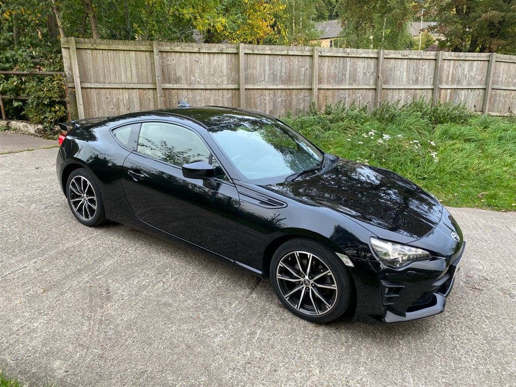 Toyota GT86 2.0L Professional D-4S Coupe 2dr Petrol Manual Euro 6 (197 bhp) 2dr Manual 2025