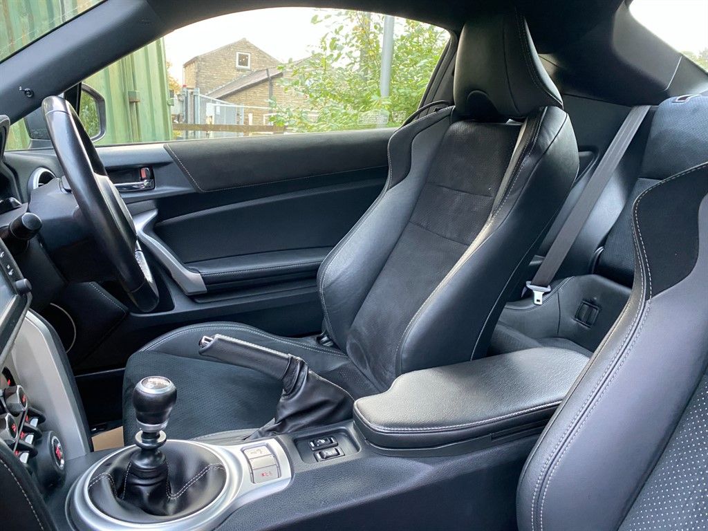 Toyota GT86 2.0L Professional D-4S Coupe 2dr Petrol Manual Euro 6 (197 bhp) 2dr Manual 2025