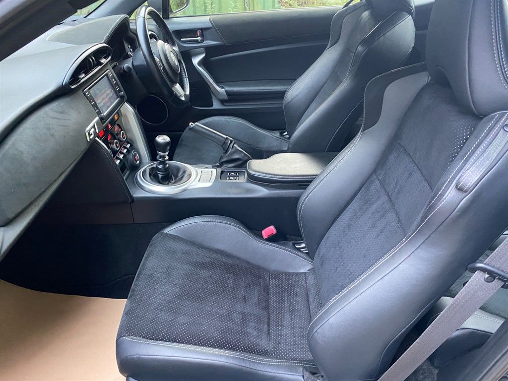 Toyota GT86 2.0L Professional D-4S Coupe 2dr Petrol Manual Euro 6 (197 bhp) 2dr Manual 2025