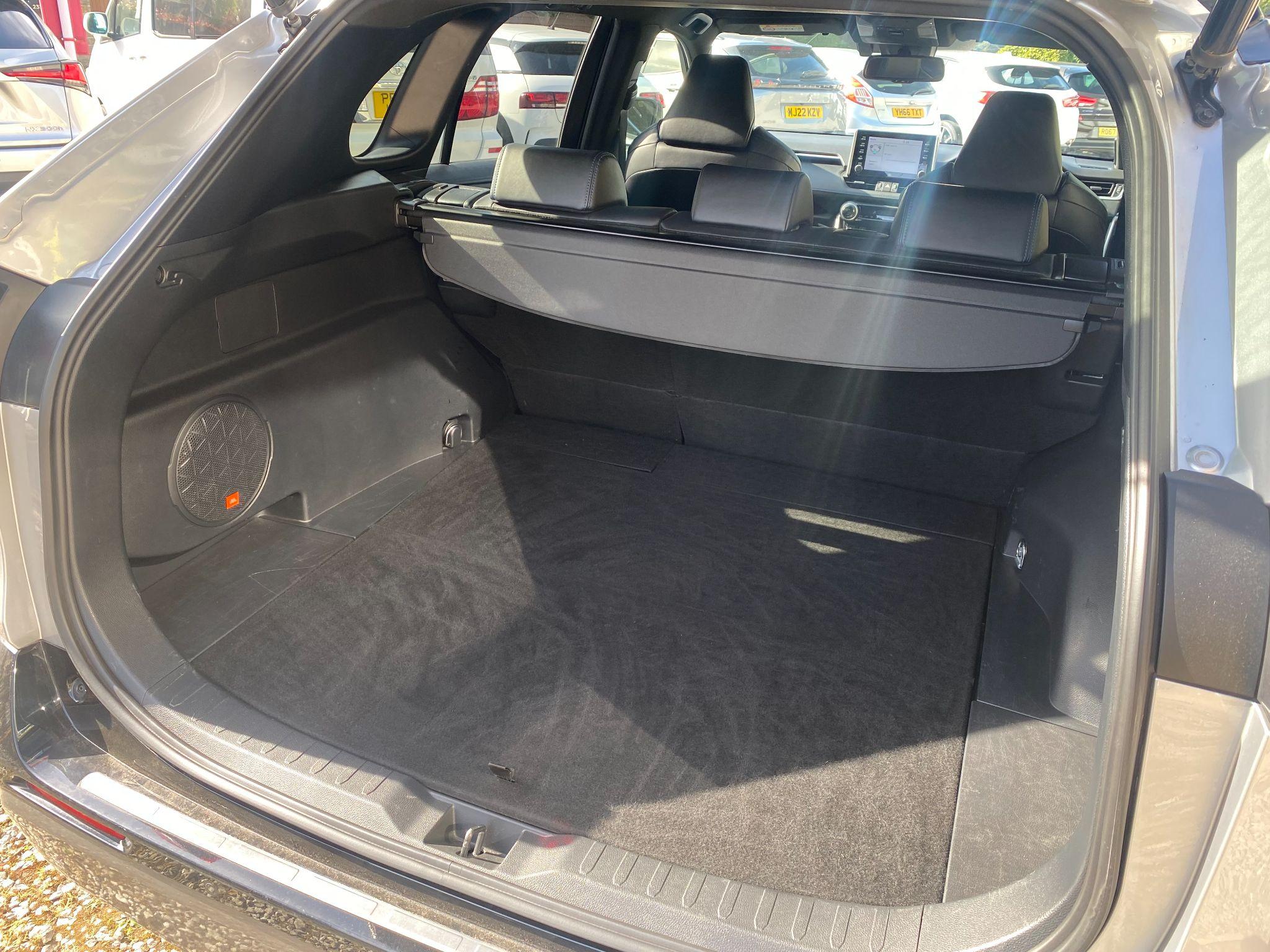 Toyota RAV4 2.5 VVT-h Dynamic CVT 4WD Euro 6 (s/s) 5dr 5dr Automatic 2025