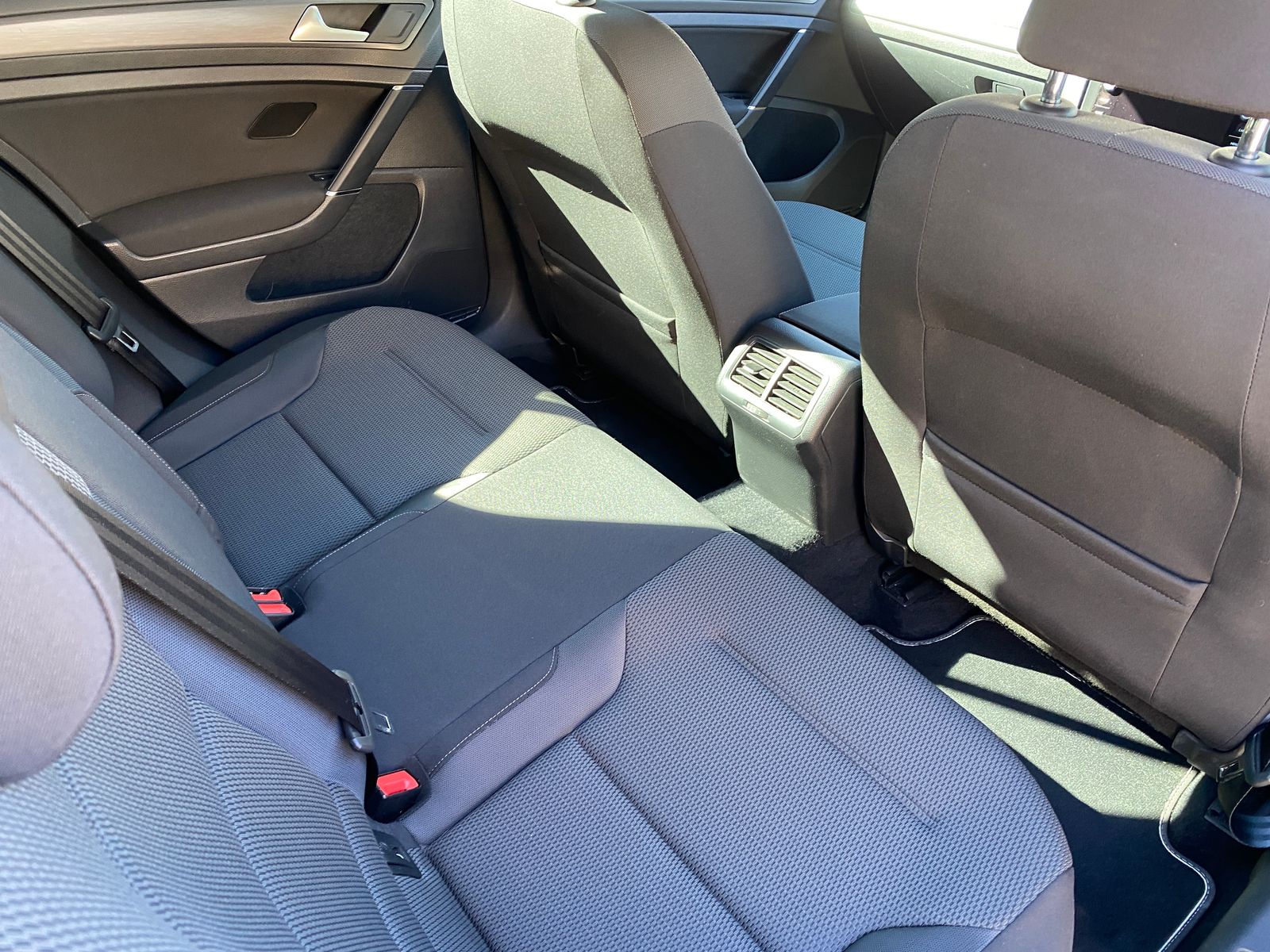 Volkswagen Golf 1.6 TDI SE Nav Hatchback 5dr Diesel DSG Euro 6 (s/s) (115 ps) 5dr Automatic 2026