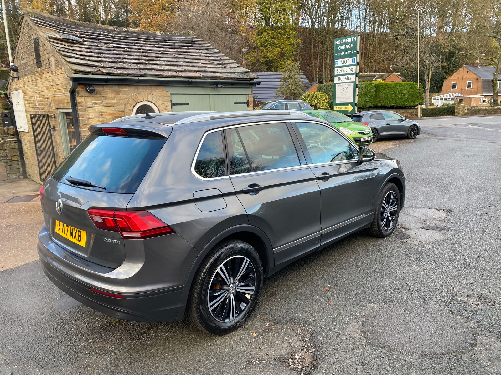 Volkswagen Tiguan 2.0 TDI BlueMotion Tech SE Navigation Euro 6 (s/s) 5dr 5dr Manual 2025