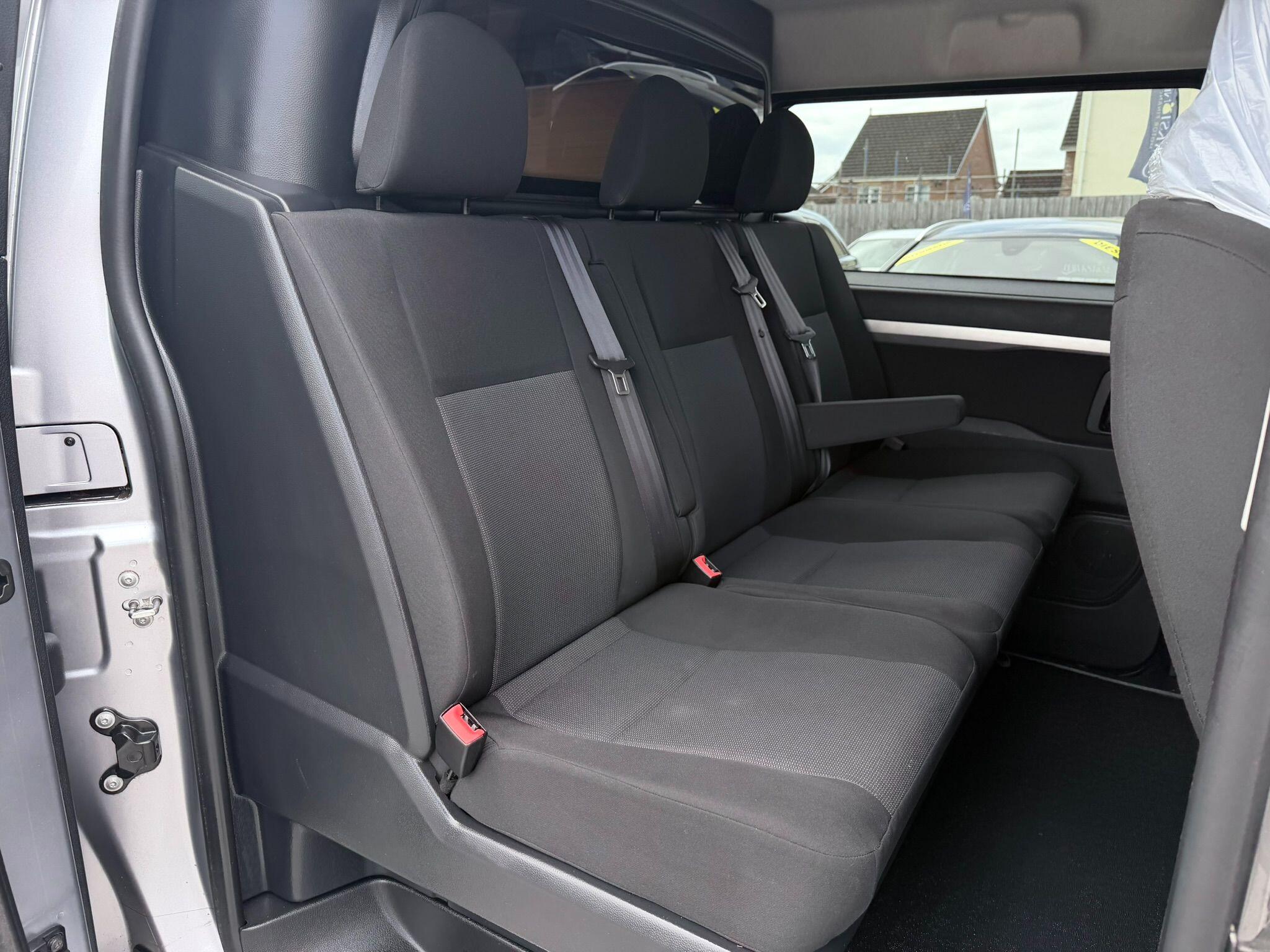 2022 Fiat Scudo 2.0 Multijet Tecnico Crew Van LWB Euro 6 (s/s) 6dr, exterior view 2