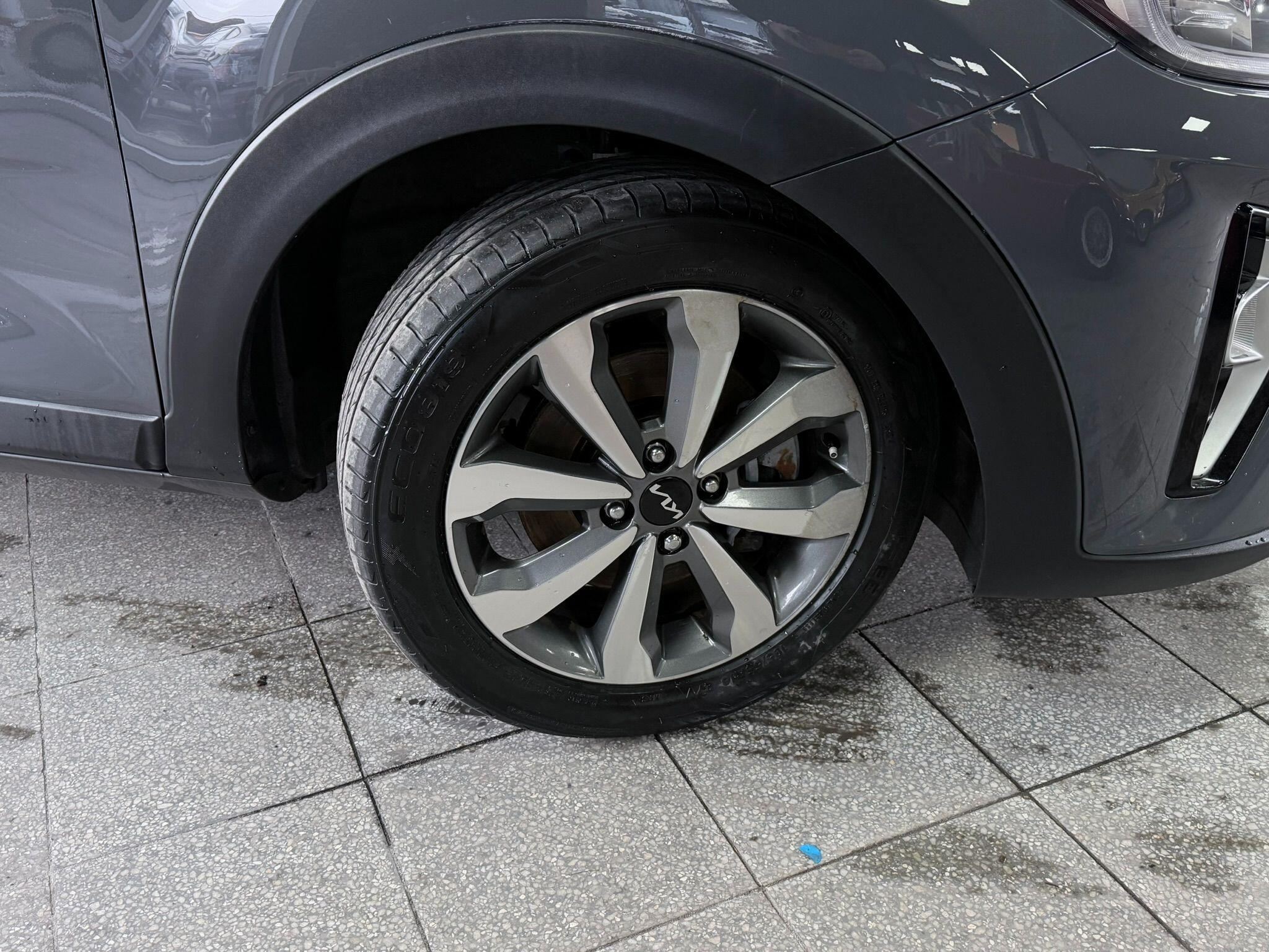 2022 Kia Stonic 1.0 T-GDi 2 Euro 6 (s/s) 5dr, exterior view 4