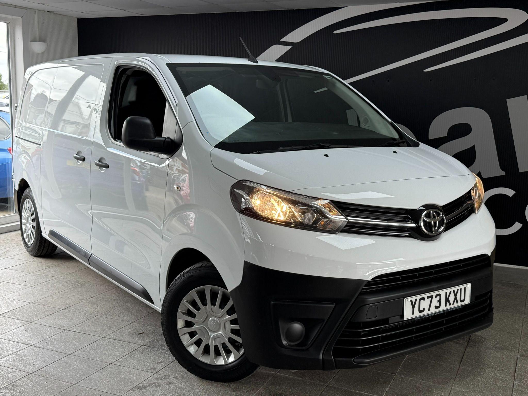 Used Toyota PROACE 1.5D Icon Medium Panel Van MWB Euro 6 (s/s) 6dr 2023 ...
