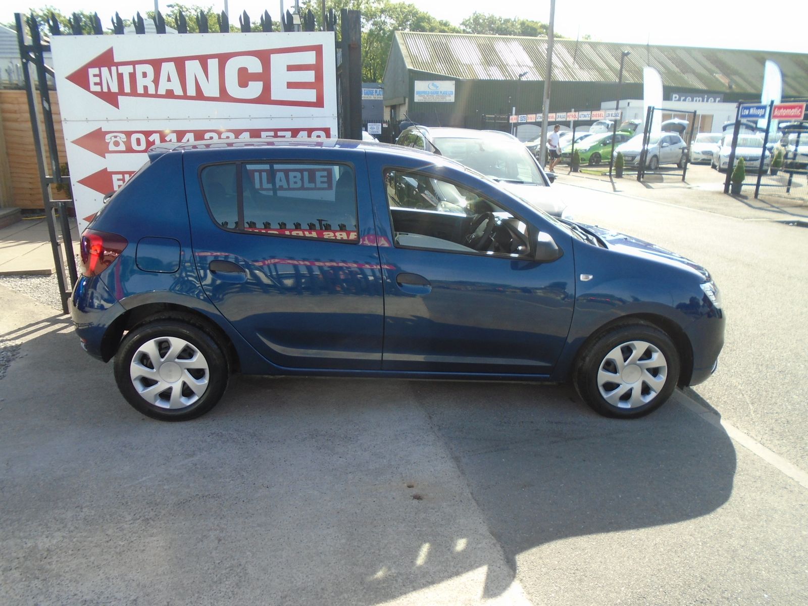 2018 Dacia Sandero 0.9 TCe Essential Hatchback 5dr Petrol Manual Euro 6 (s/s) (90 ps), exterior view 4