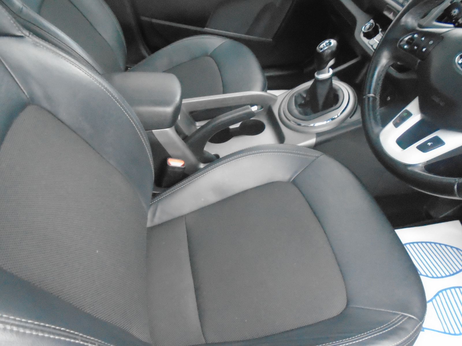 Kia Sportage 1.7 CRDi EcoDynamics 2 SUV 5dr Diesel Manual 2WD Euro 5 (s/s) (114 bhp) 5dr Manual 2014