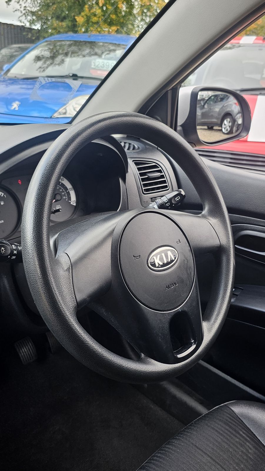 Kia Picanto 1.0L 1 Hatchback 5dr Petrol Manual Euro 5 (61 bhp) 5dr Manual 2025