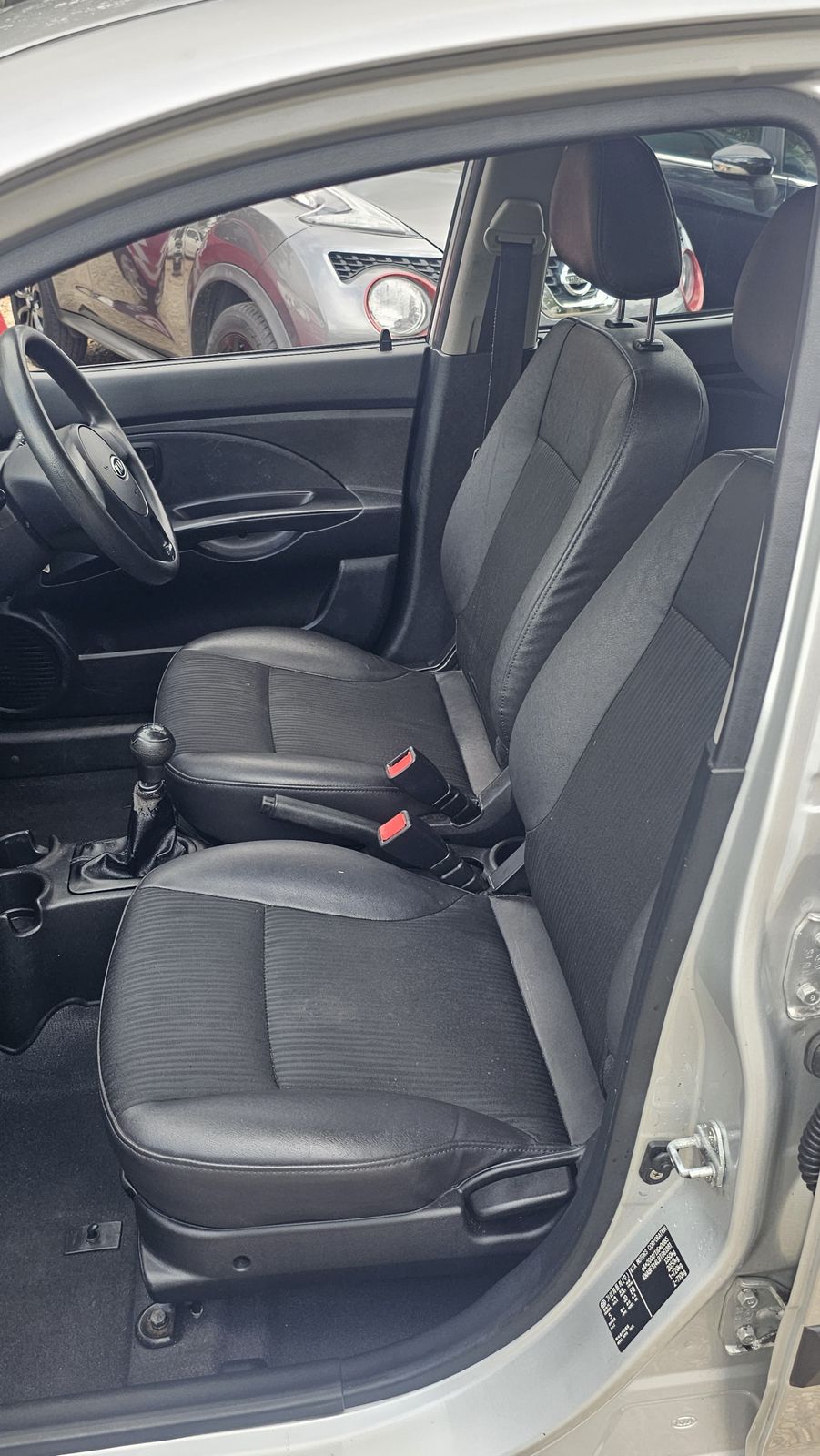 Kia Picanto 1.0L 1 Hatchback 5dr Petrol Manual Euro 5 (61 bhp) 5dr Manual 2025