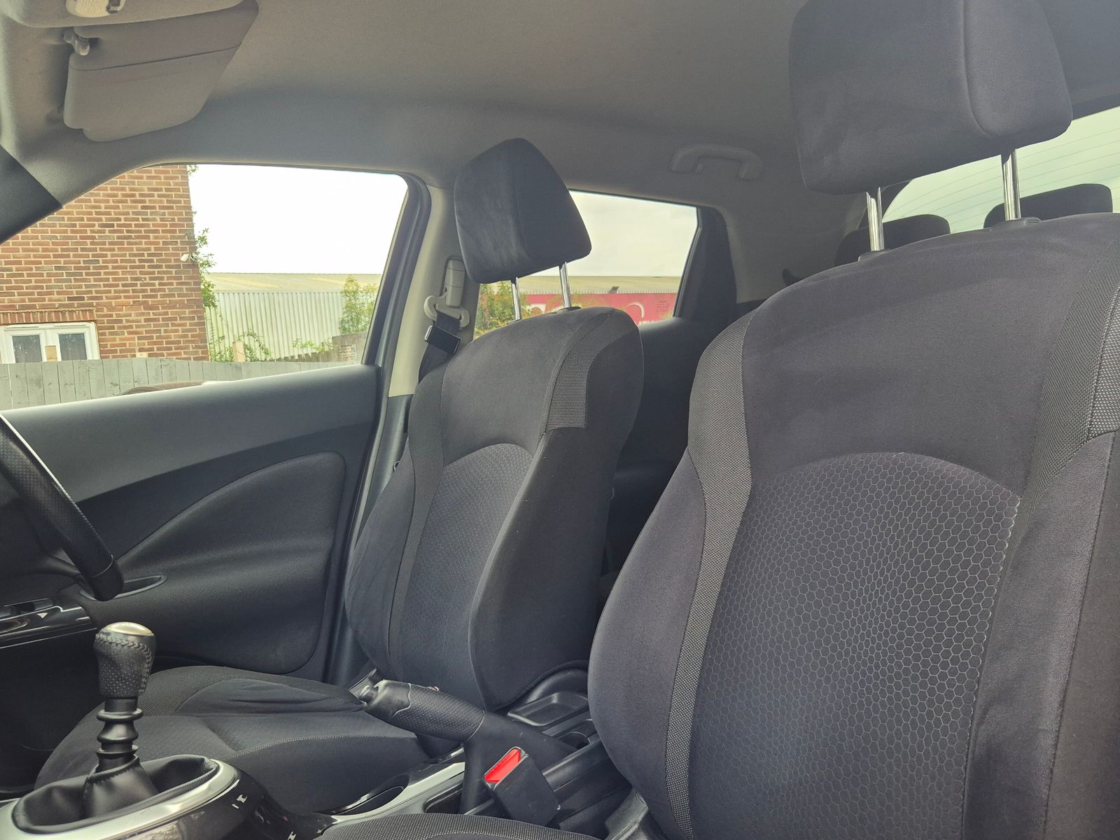 Nissan Juke 1.5L N-Tec dCi SUV 5dr Diesel Manual Euro 5 (109 bhp) 5dr Manual 2025