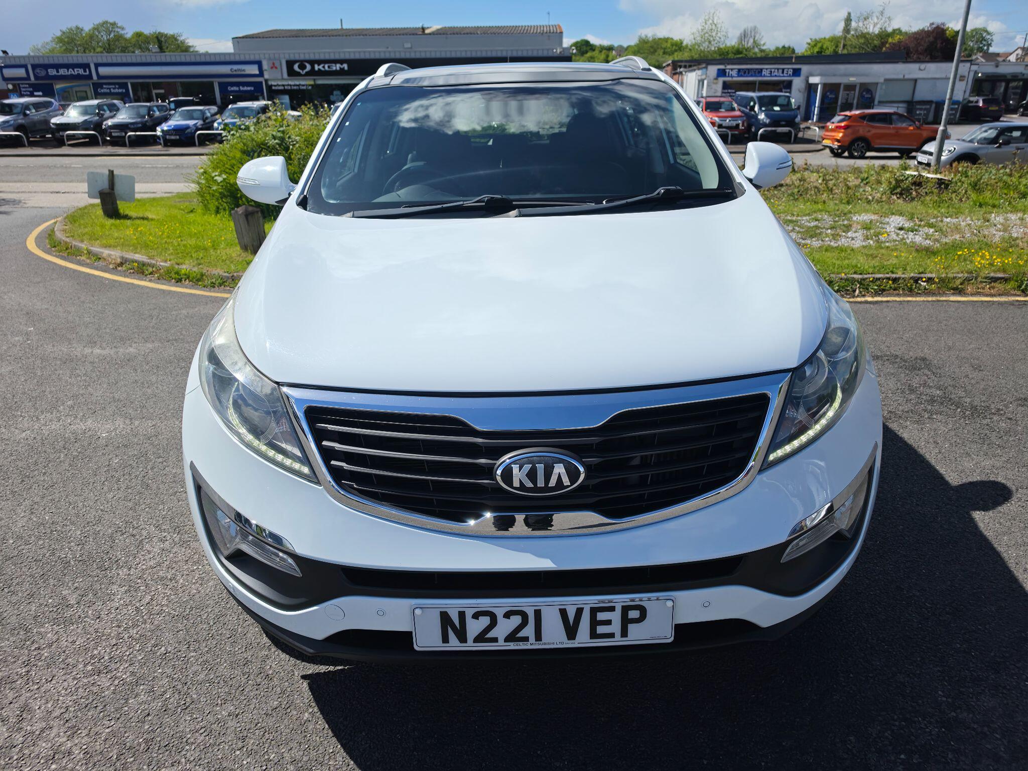 2012 Kia Sportage 2.0 CRDi KX-2 SUV 5dr Diesel Auto AWD Euro 5 (134 bhp), exterior view 3