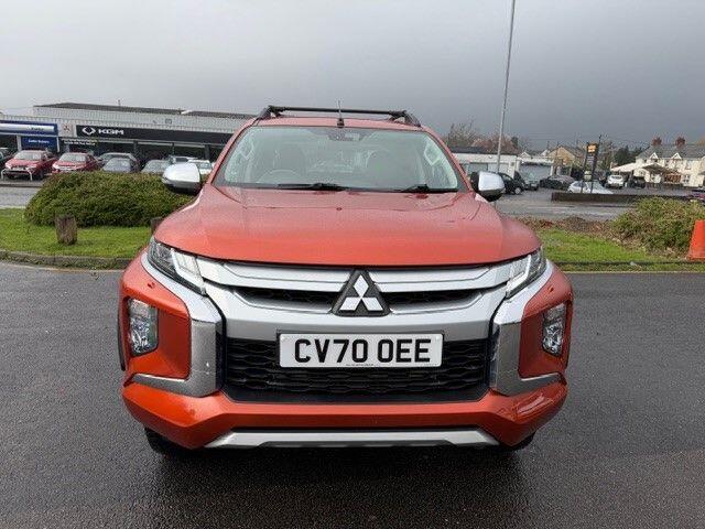 2020 Mitsubishi L200 2.2 DI-D DC Barbarian Pickup Double Cab 4dr Diesel Manual 4WD Euro 6 (s/s) (150 ps), exterior view 3