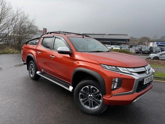 2020 Mitsubishi L200 2.2 DI-D DC Barbarian Pickup Double Cab 4dr Diesel Manual 4WD Euro 6 (s/s) (150 ps)