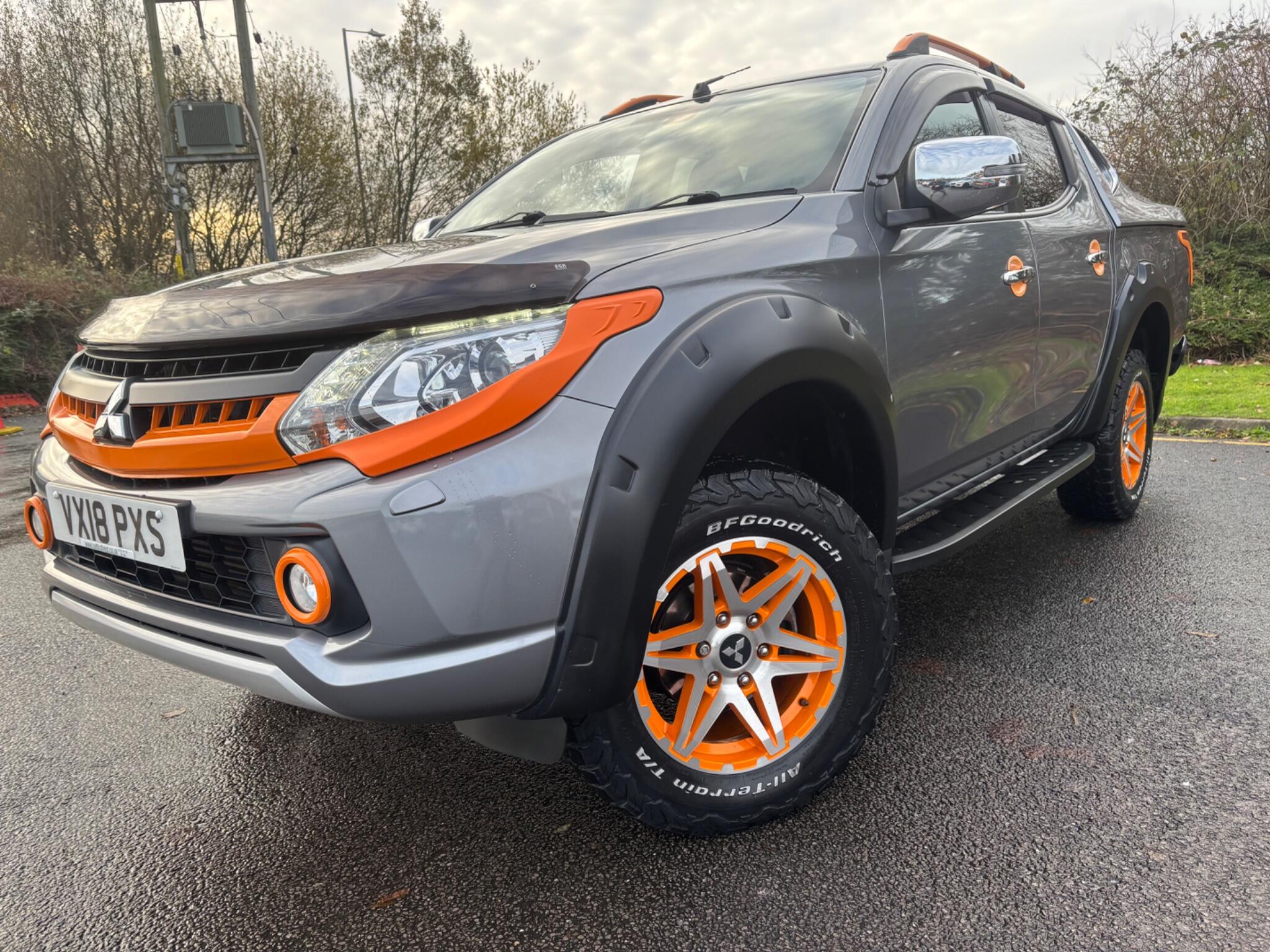 2018 Mitsubishi L200 2.4 DI-D DC Barbarian SVP II Auto 4WD Euro 6 4dr, exterior view 4