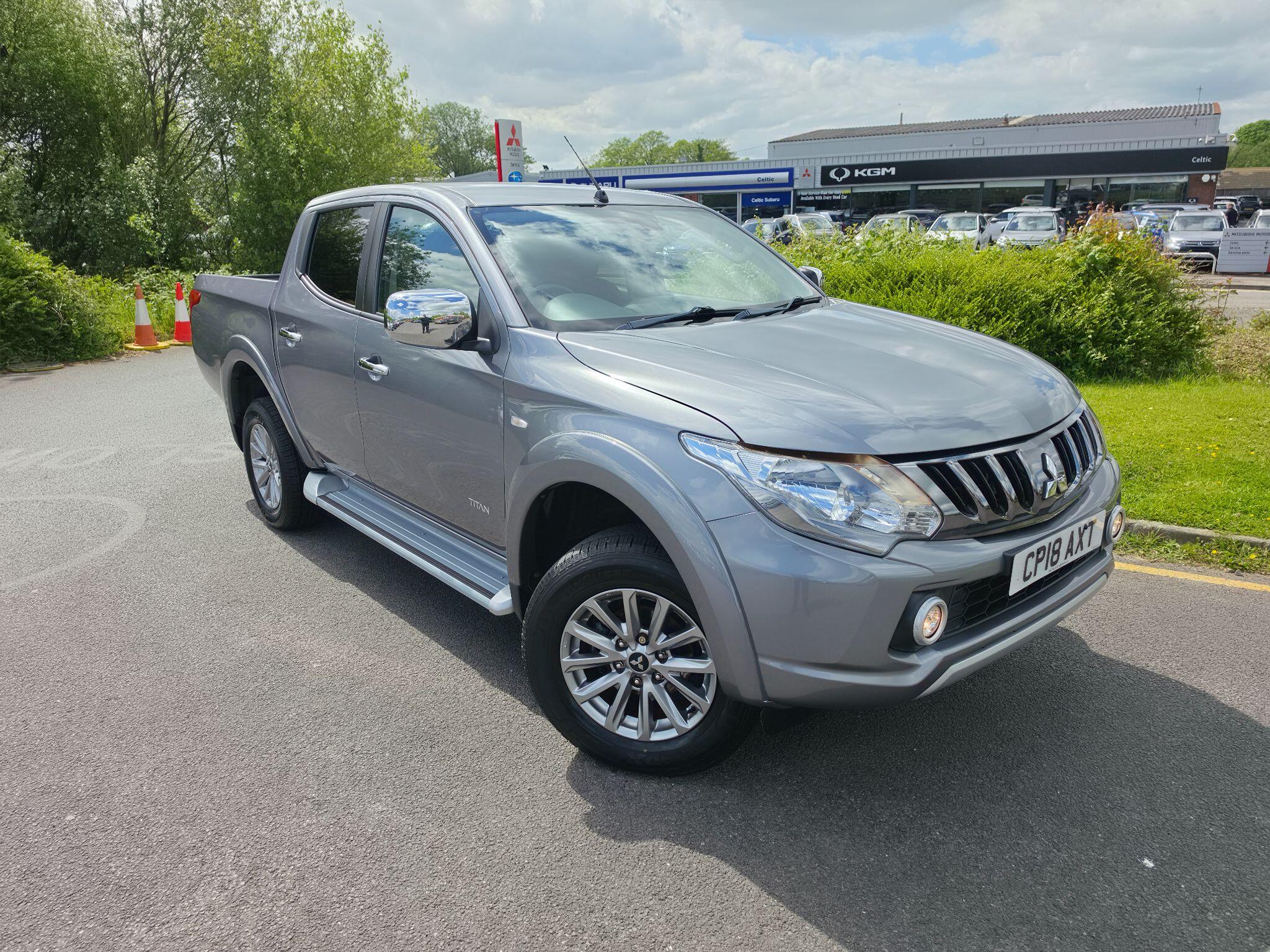 2018 Mitsubishi L200 2.4 DI-D DC Titan 4WD Euro 6 4dr for sale in the UK