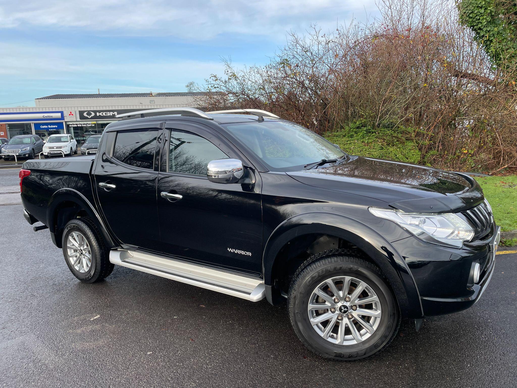 2019 Mitsubishi L200 2.4 DI-D DC Warrior 4WD Euro 6 4dr for sale, exterior front view