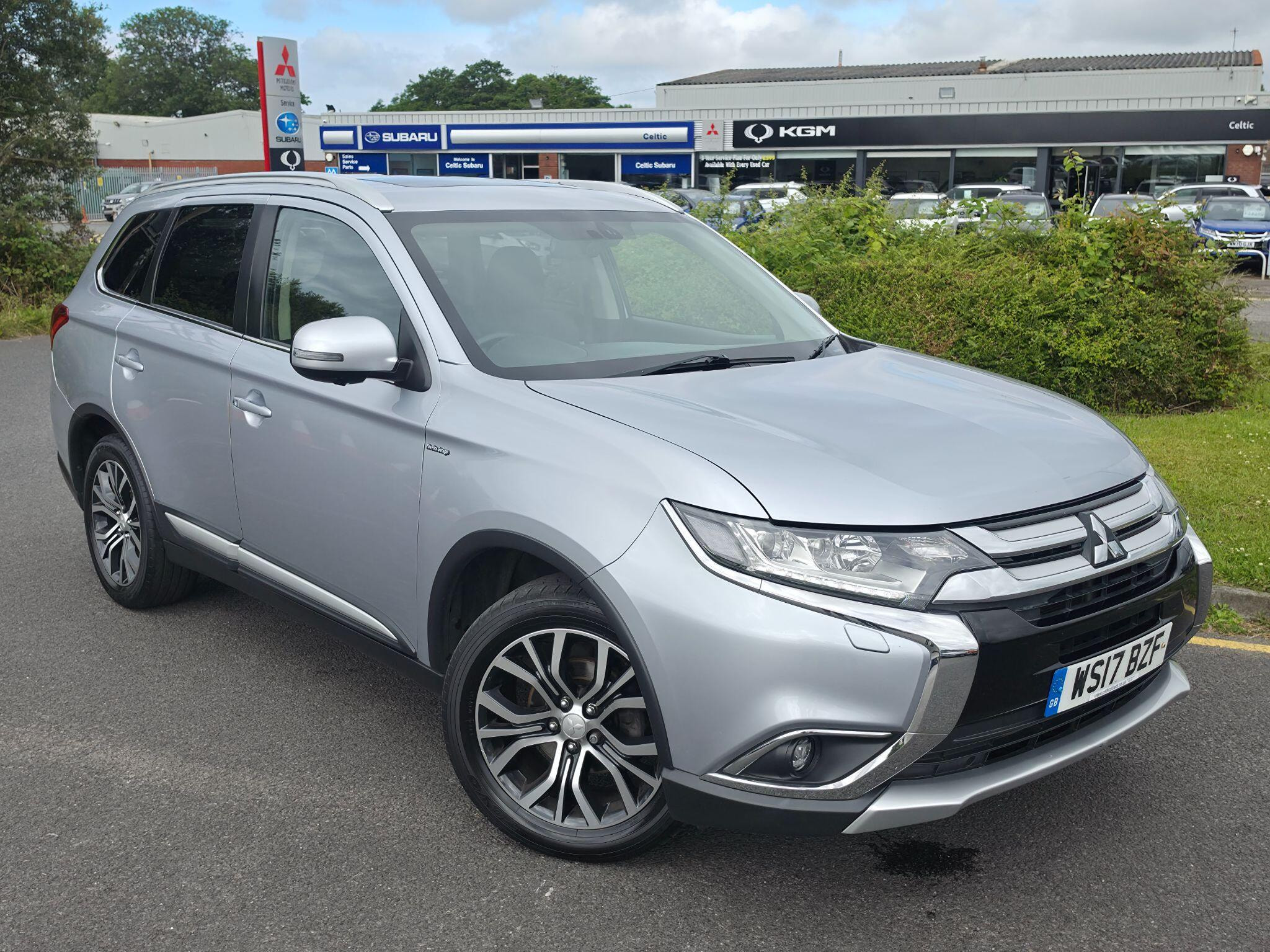 Mitsubishi Outlander