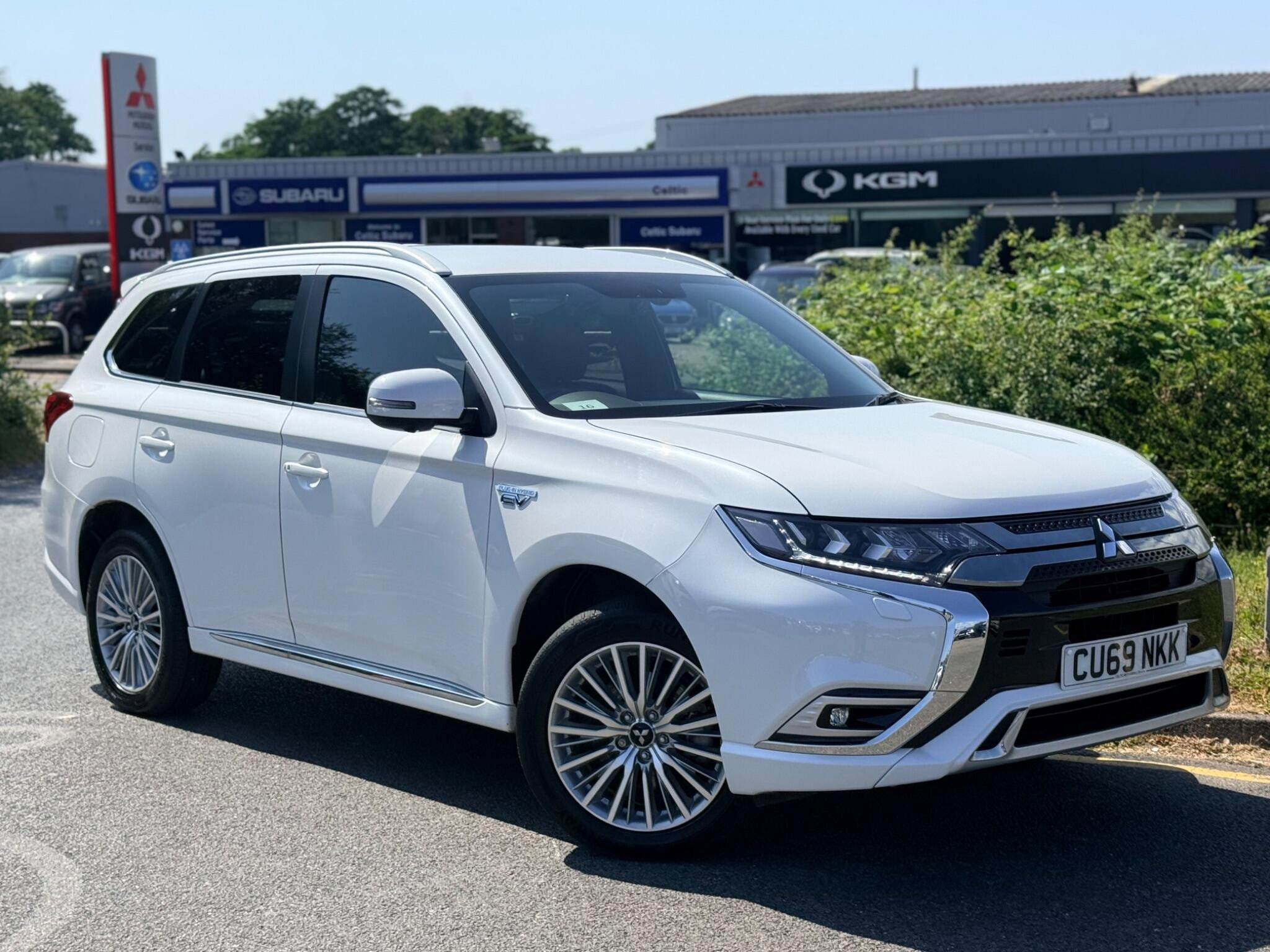 Mitsubishi Outlander