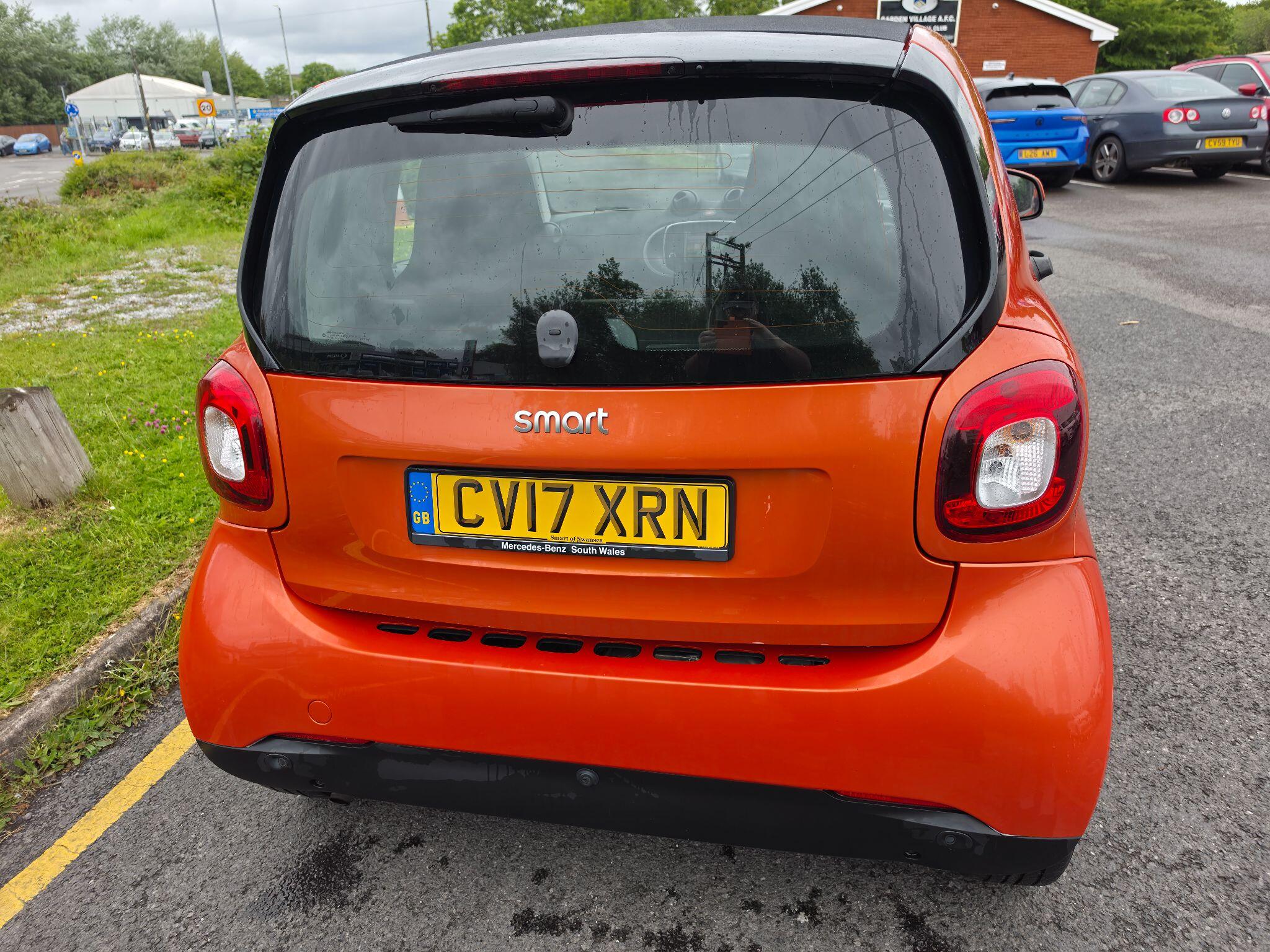 2017 Smart ForTwo 1.0 Passion (Premium) Twinamic Euro 6 (s/s) 2dr, exterior view 3