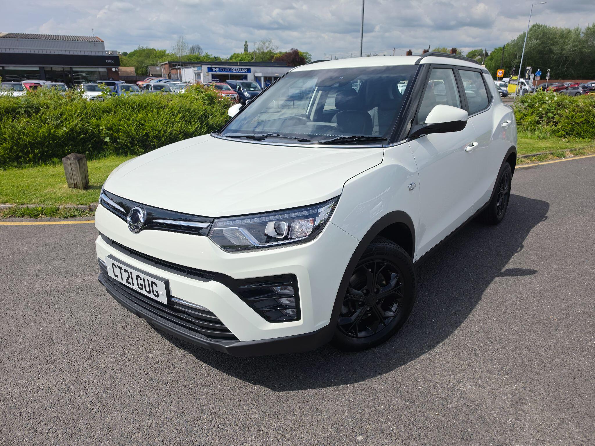2021 SsangYong Tivoli 1.2P Ventura SUV 5dr Petrol Manual Euro 6 (s/s) (128 ps), exterior view 4