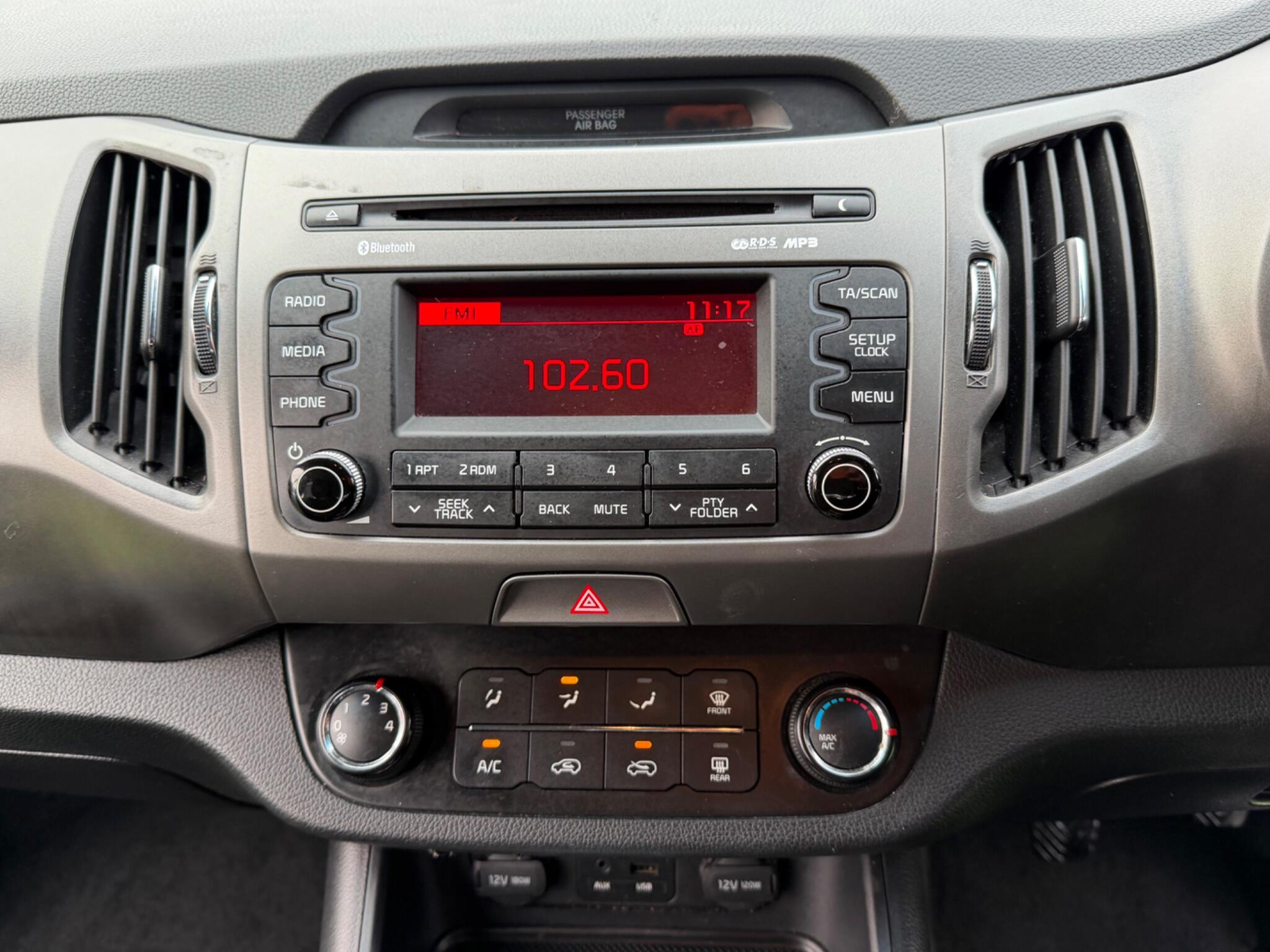 Kia Sportage 1.7 CRDi EcoDynamics 1 SUV 5dr Diesel Manual 2WD Euro 5 (s/s) (114 bhp) 5dr Manual 2014