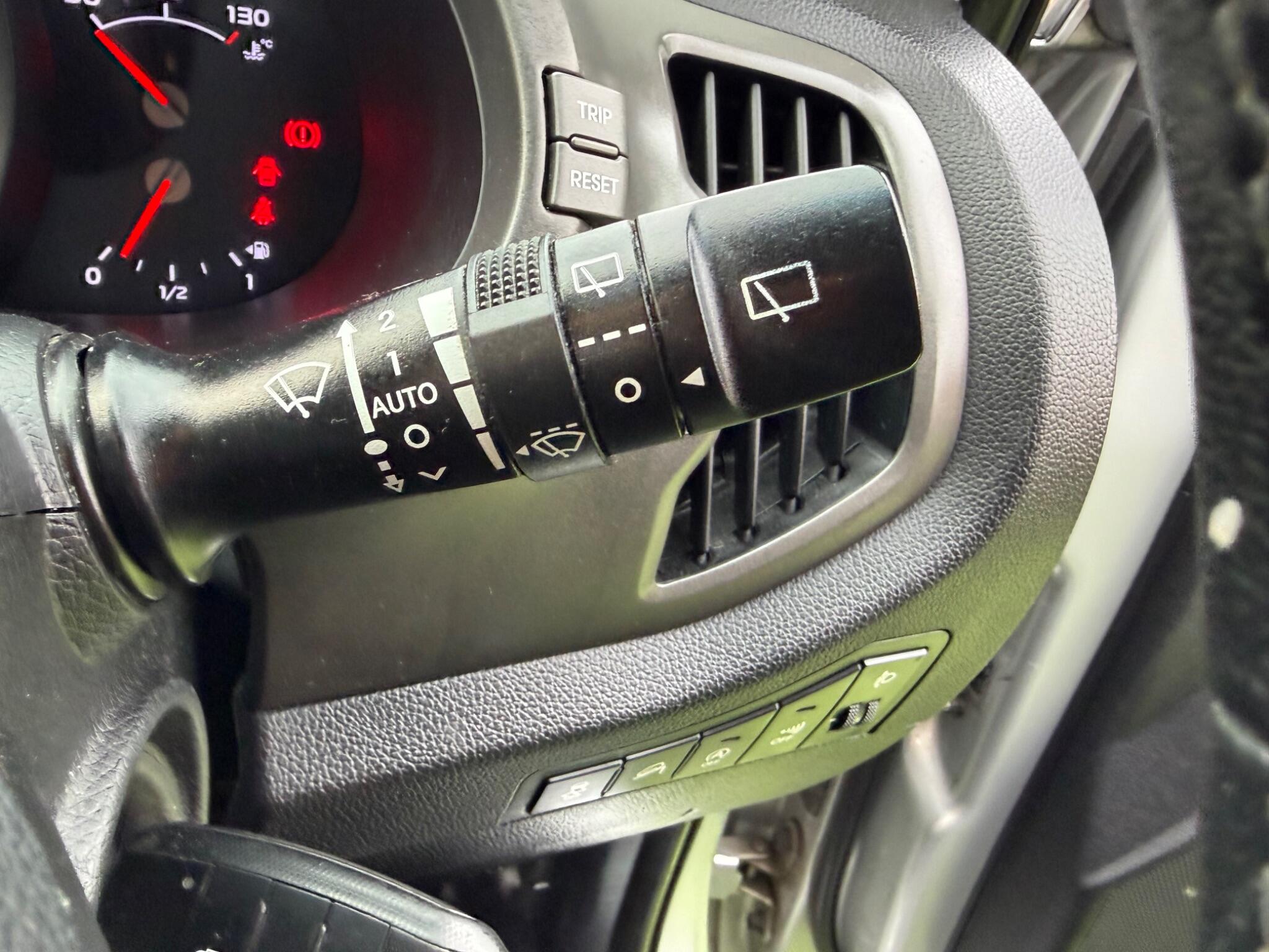 Kia Sportage 1.7 CRDi EcoDynamics 1 SUV 5dr Diesel Manual 2WD Euro 5 (s/s) (114 bhp) 5dr Manual 2014