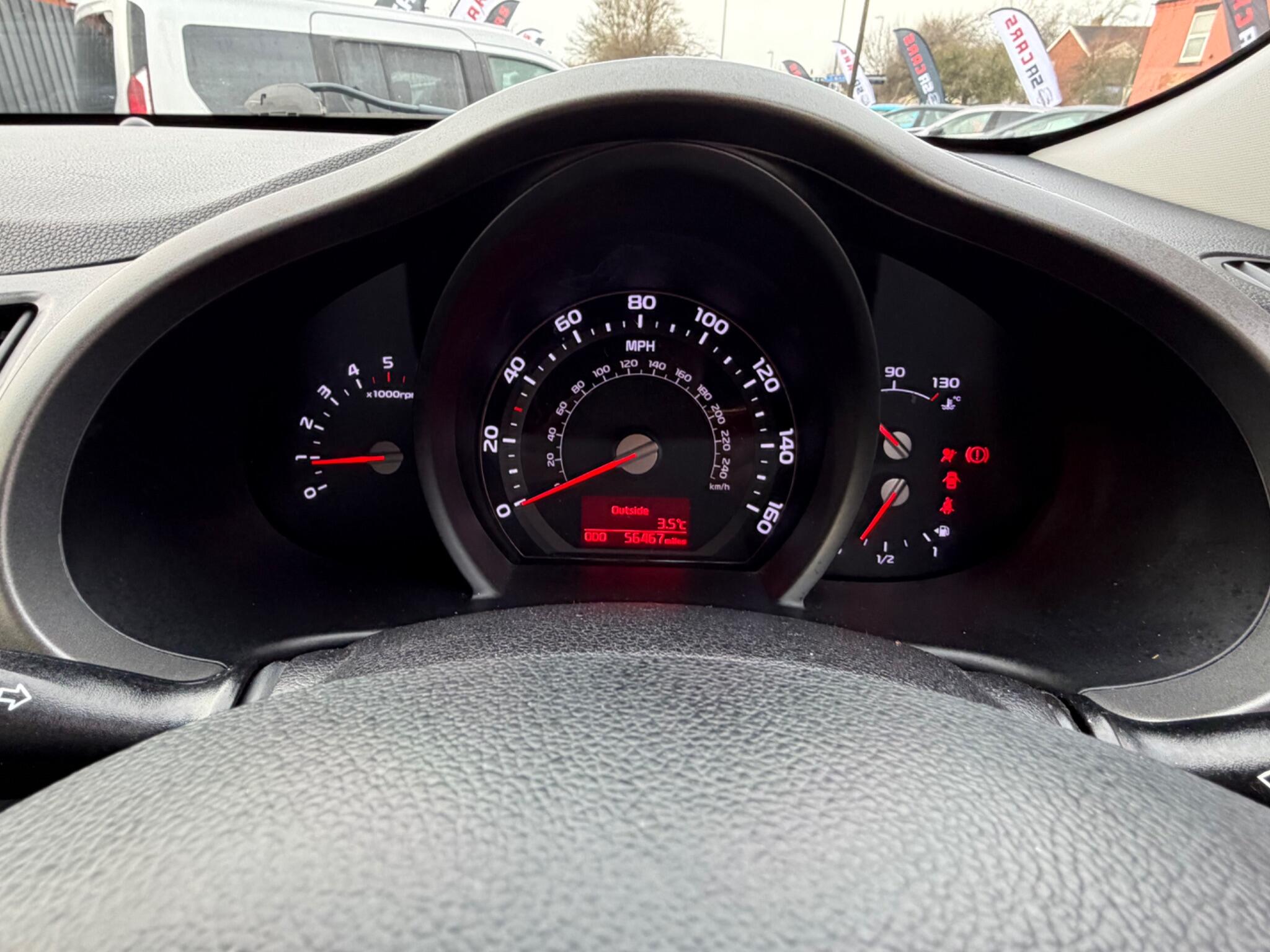 Kia Sportage 1.7 CRDi EcoDynamics 1 SUV 5dr Diesel Manual 2WD Euro 5 (s/s) (114 bhp) 5dr Manual 2014