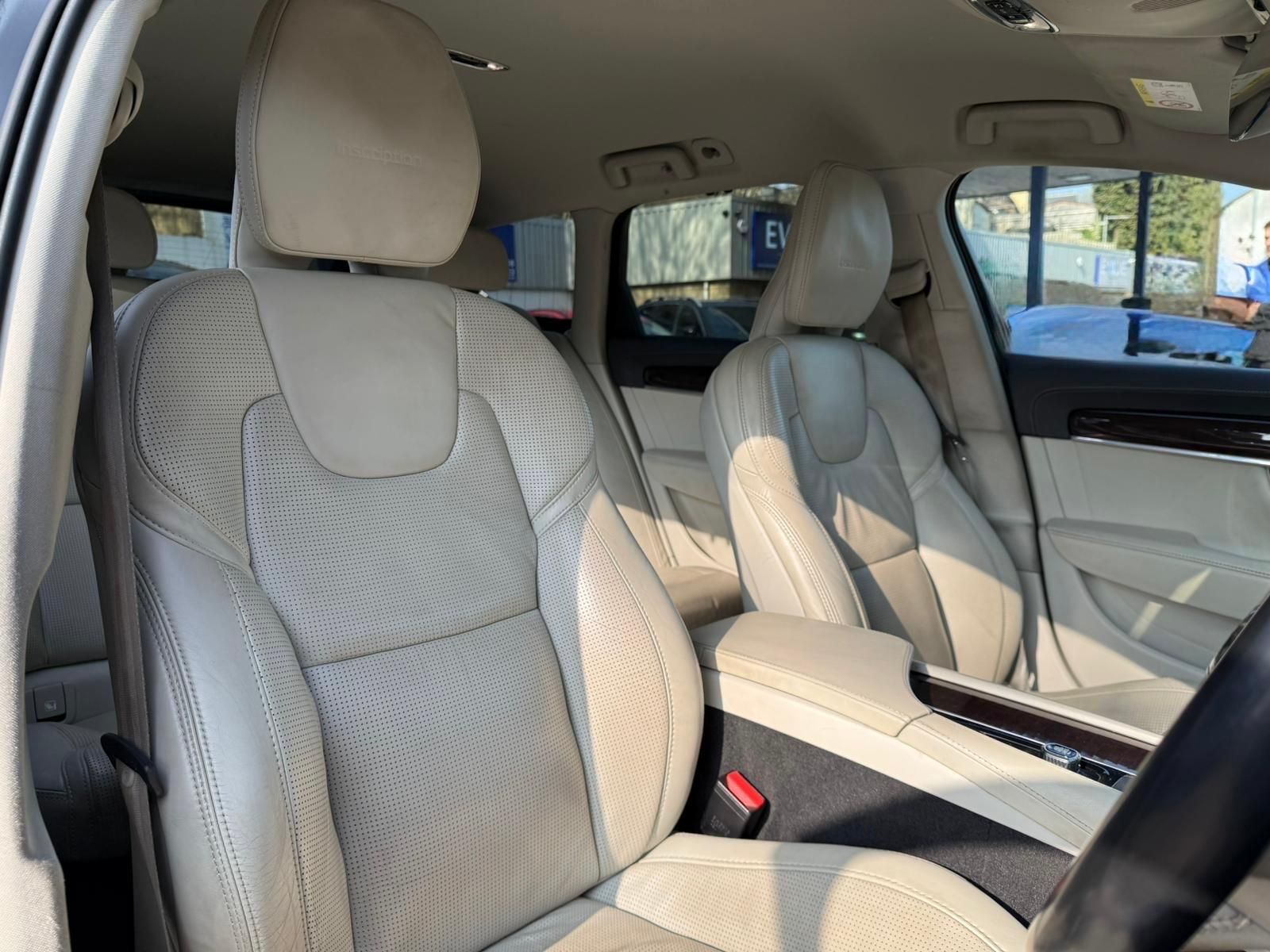 Volvo V90 2.0 D4 Inscription Plus Estate 5dr Diesel Auto Euro 6 (s/s) (190 ps) 5dr Automatic 2026