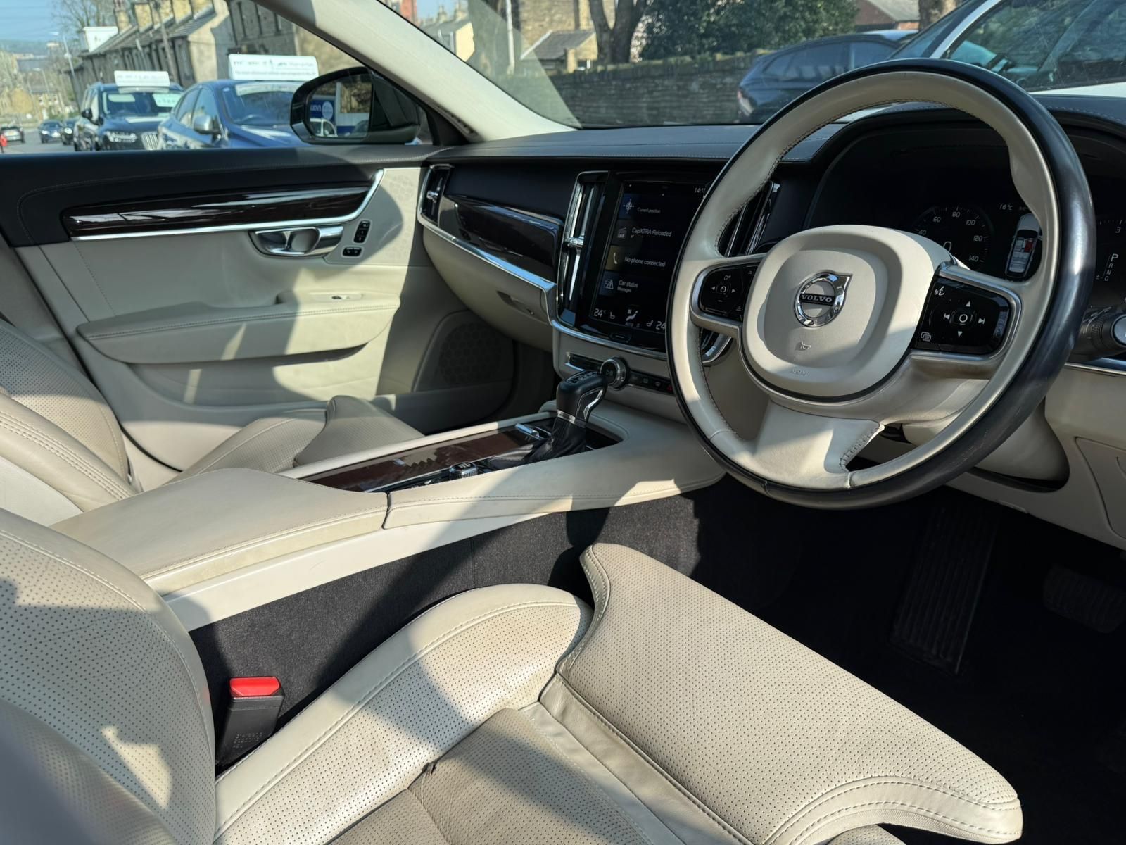 Volvo V90 2.0 D4 Inscription Plus Estate 5dr Diesel Auto Euro 6 (s/s) (190 ps) 5dr Automatic 2026