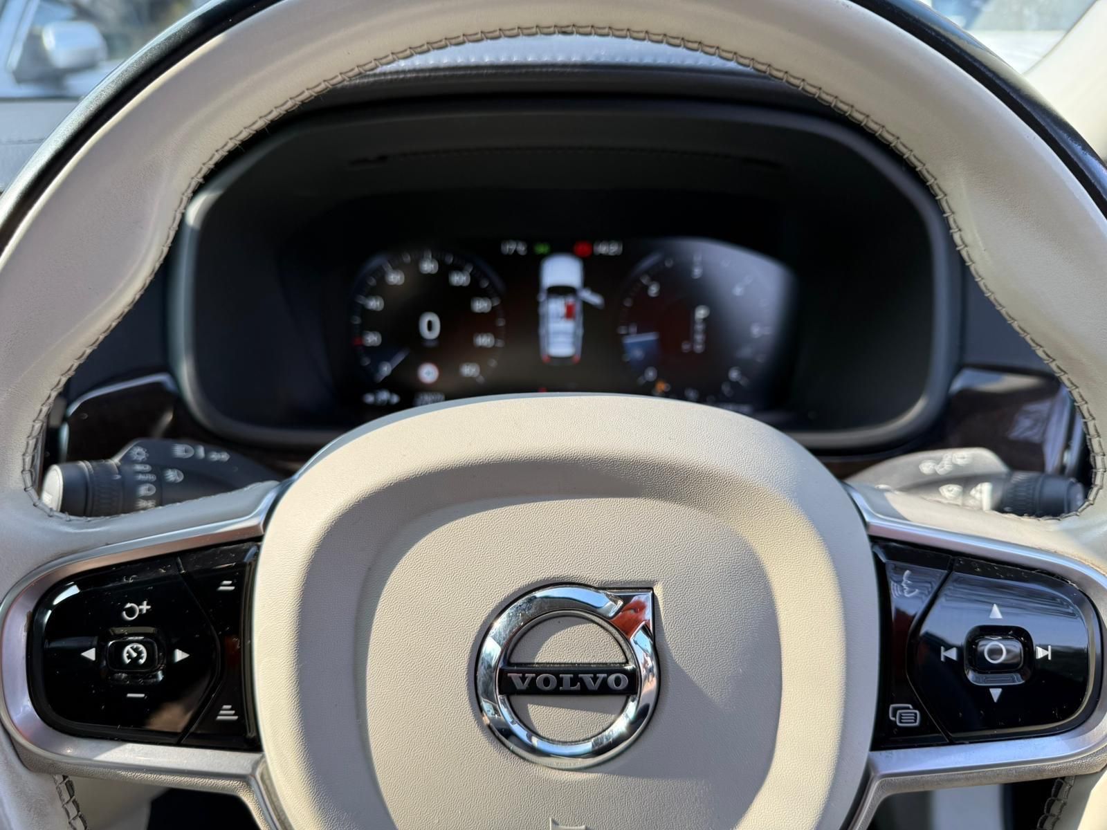 Volvo V90 2.0 D4 Inscription Plus Estate 5dr Diesel Auto Euro 6 (s/s) (190 ps) 5dr Automatic 2026