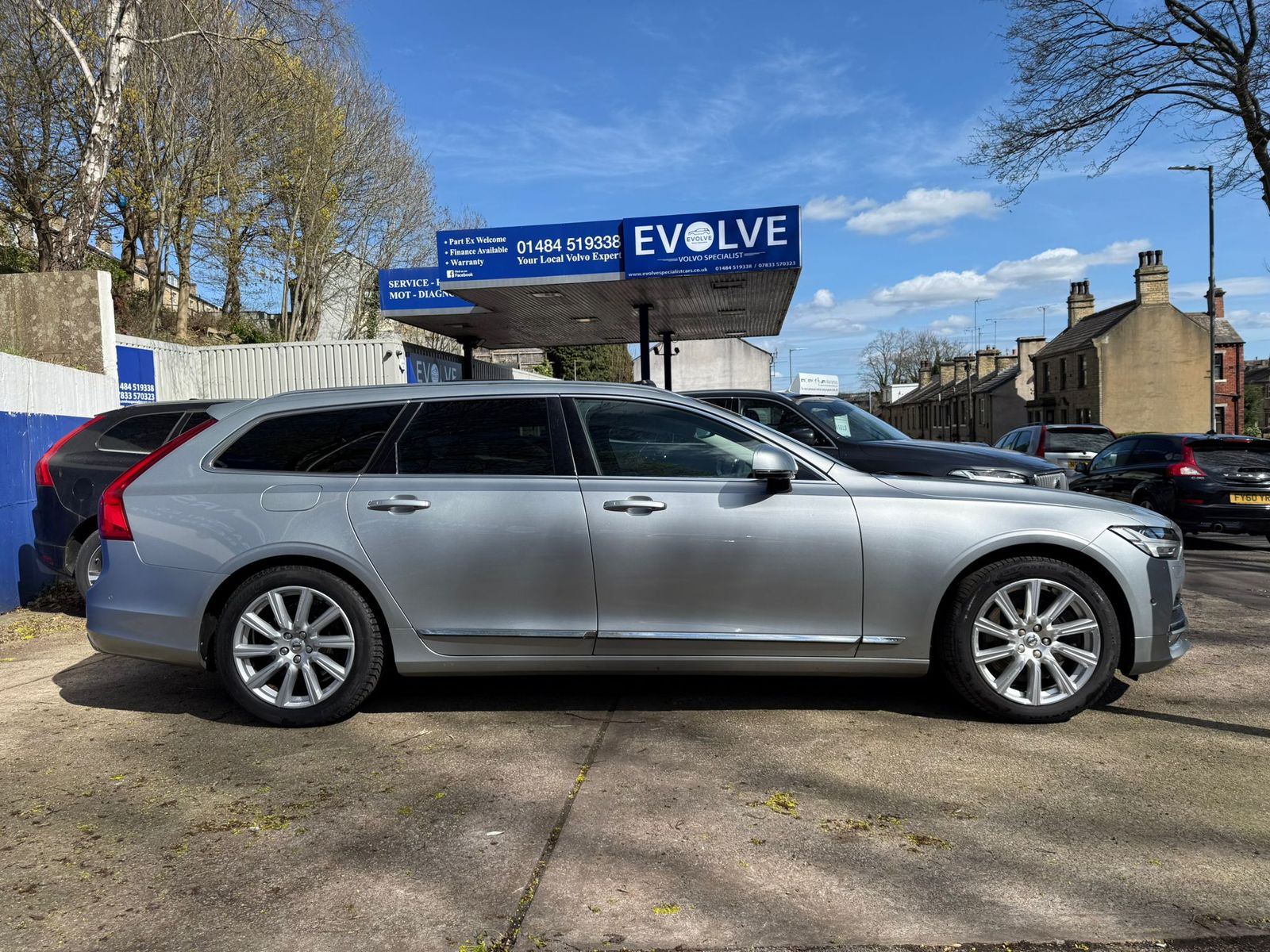 Volvo V90 2.0 D5 PowerPulse Inscription Estate 5dr Diesel Auto AWD Euro 6 (s/s) (235 ps) 5dr Automatic 2026