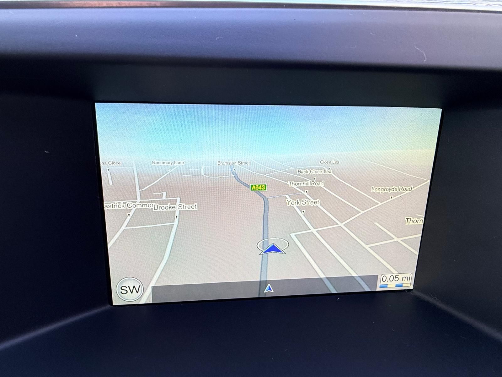 Volvo XC60 2.4 D5 R-Design Lux Nav SUV 5dr Diesel Auto AWD Euro 6 (s/s) (220 ps) 5dr Automatic 2026