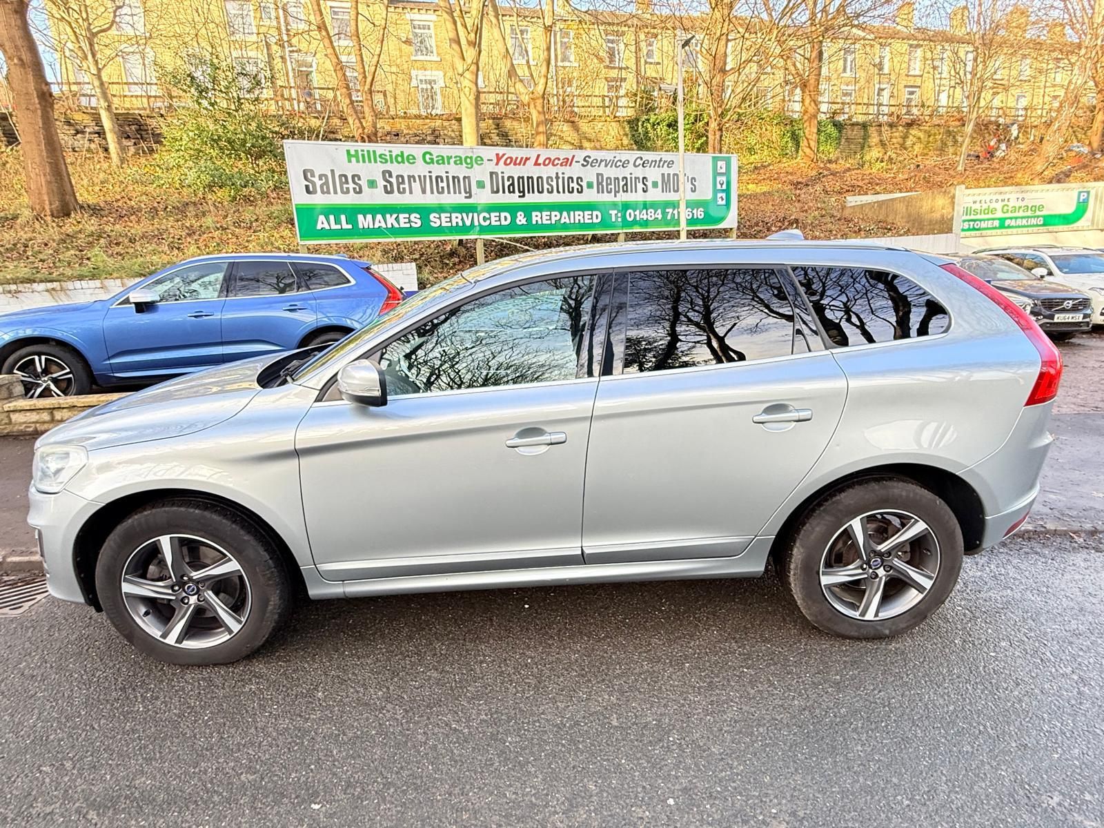 Volvo XC60 2.4 D5 R-Design Lux Nav SUV 5dr Diesel Auto AWD Euro 6 (s/s) (220 ps) 5dr Automatic 2026