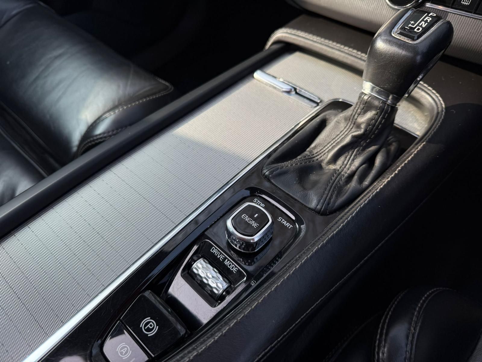 Volvo XC90 2.0 D5 PowerPulse Inscription SUV 5dr Diesel Auto 4WD Euro 6 (s/s) (235 ps) 5dr Automatic 2026