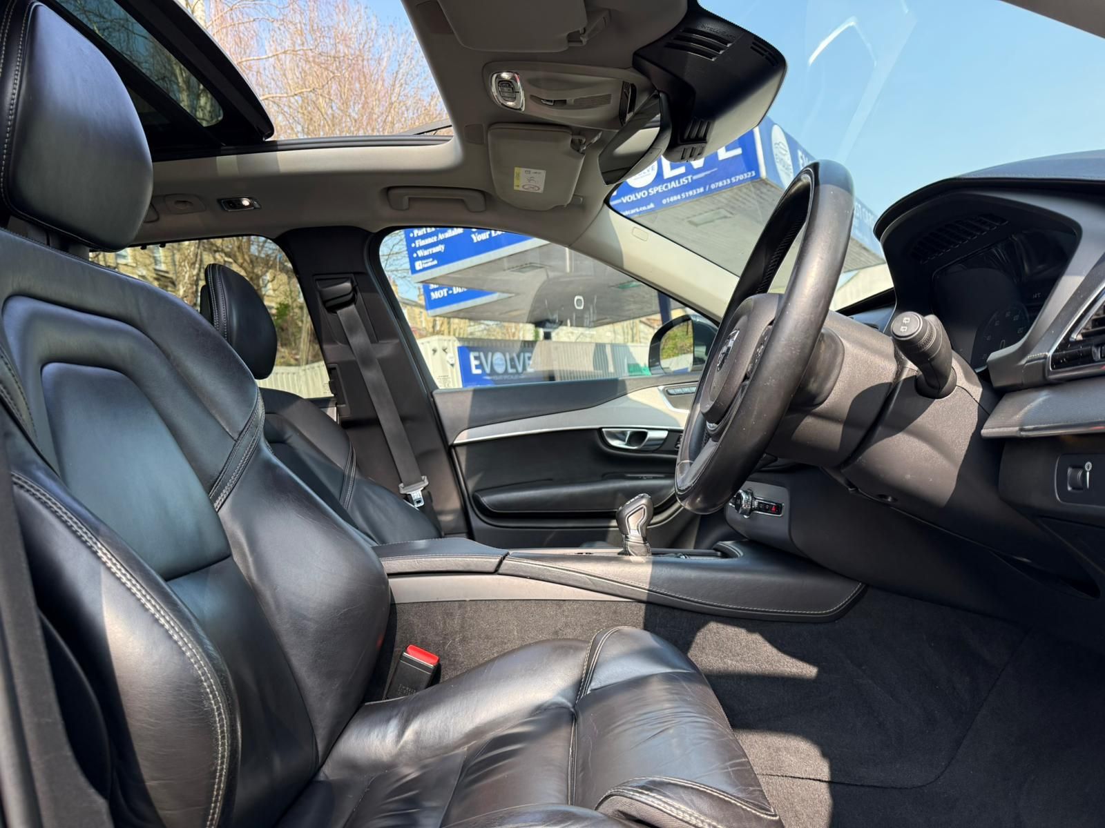 Volvo XC90 2.0 D5 PowerPulse Inscription SUV 5dr Diesel Auto 4WD Euro 6 (s/s) (235 ps) 5dr Automatic 2026