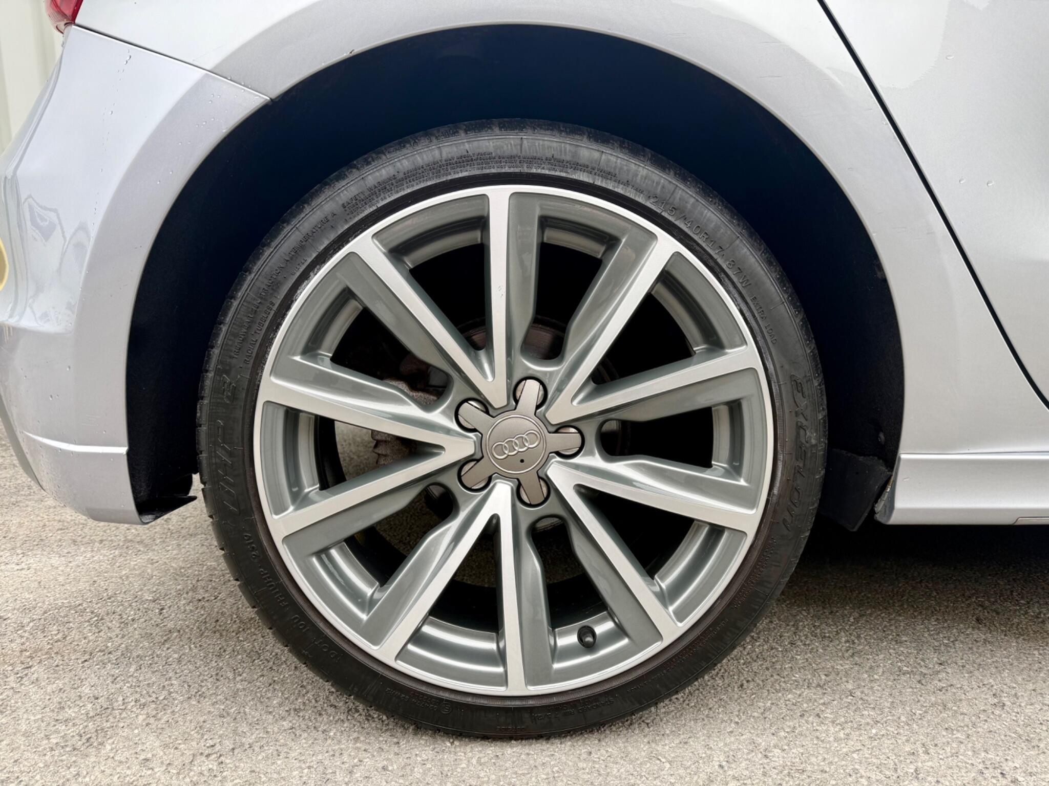 Audi A1 1.2 TFSI S line Style Edition Sportback Euro 5 (s/s) 5dr 5dr Manual 2015