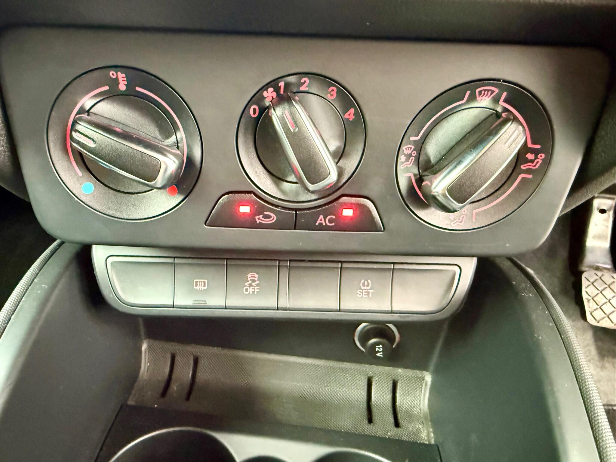 Audi A1 1.2 TFSI S line Style Edition Sportback Euro 5 (s/s) 5dr 5dr Manual 2015