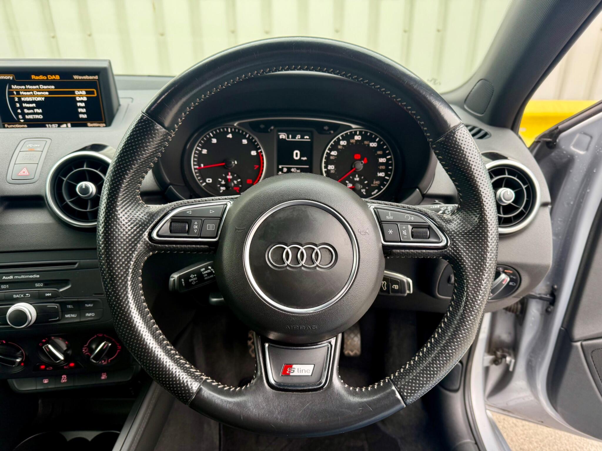 Audi A1 1.2 TFSI S line Style Edition Sportback Euro 5 (s/s) 5dr 5dr Manual 2015