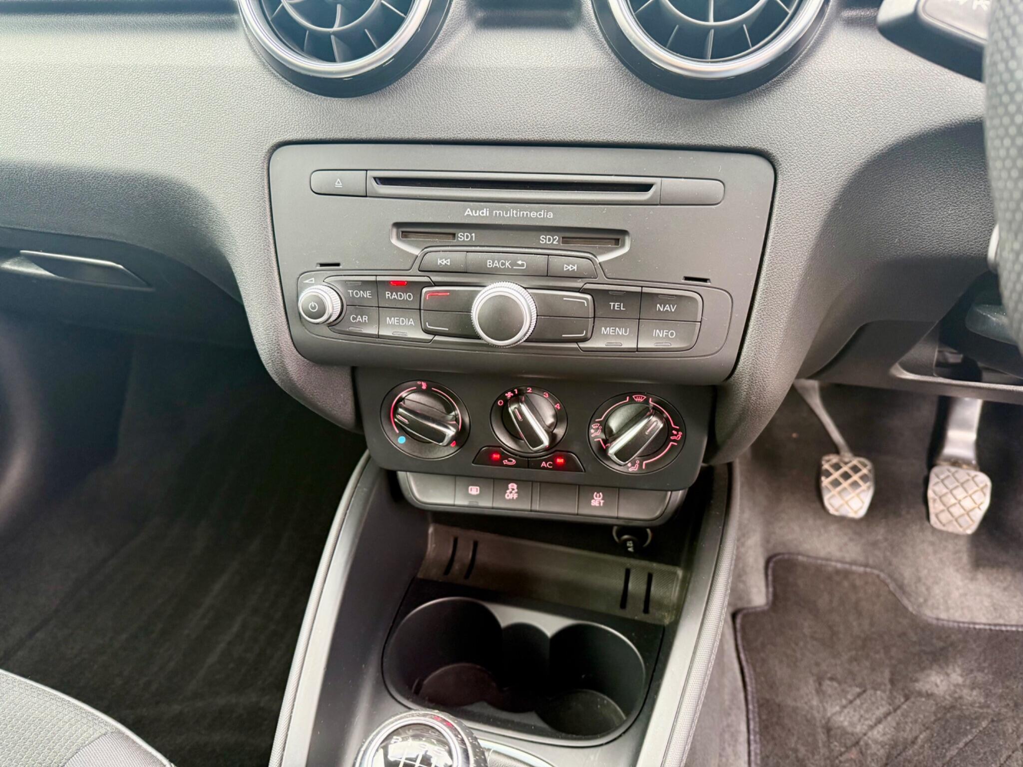 Audi A1 1.2 TFSI S line Style Edition Sportback Euro 5 (s/s) 5dr 5dr Manual 2015