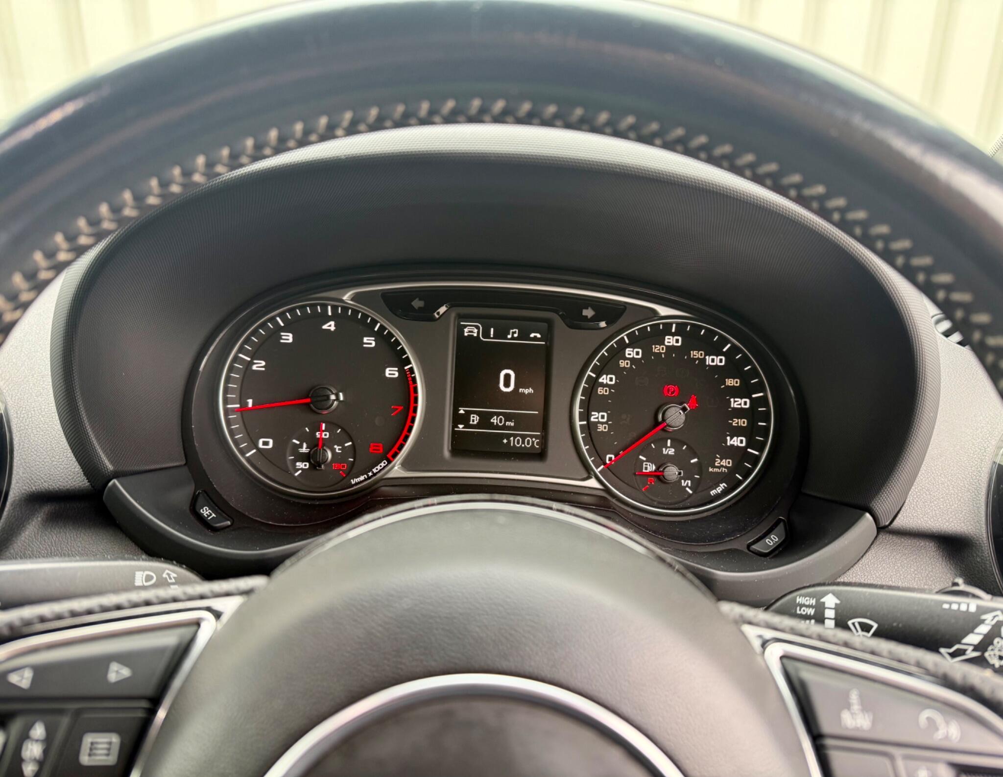 Audi A1 1.2 TFSI S line Style Edition Sportback Euro 5 (s/s) 5dr 5dr Manual 2015