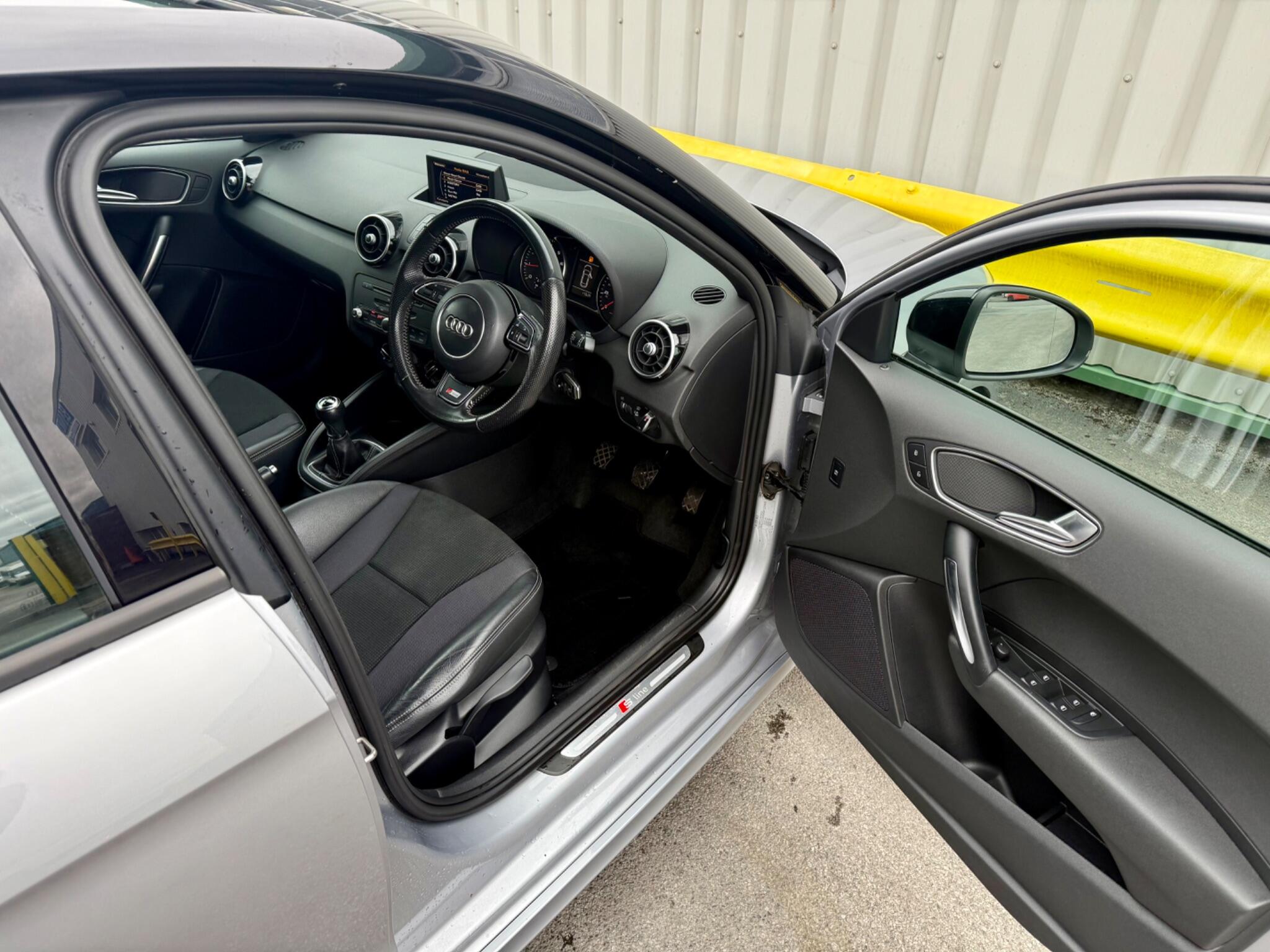 Audi A1 1.2 TFSI S line Style Edition Sportback Euro 5 (s/s) 5dr 5dr Manual 2015