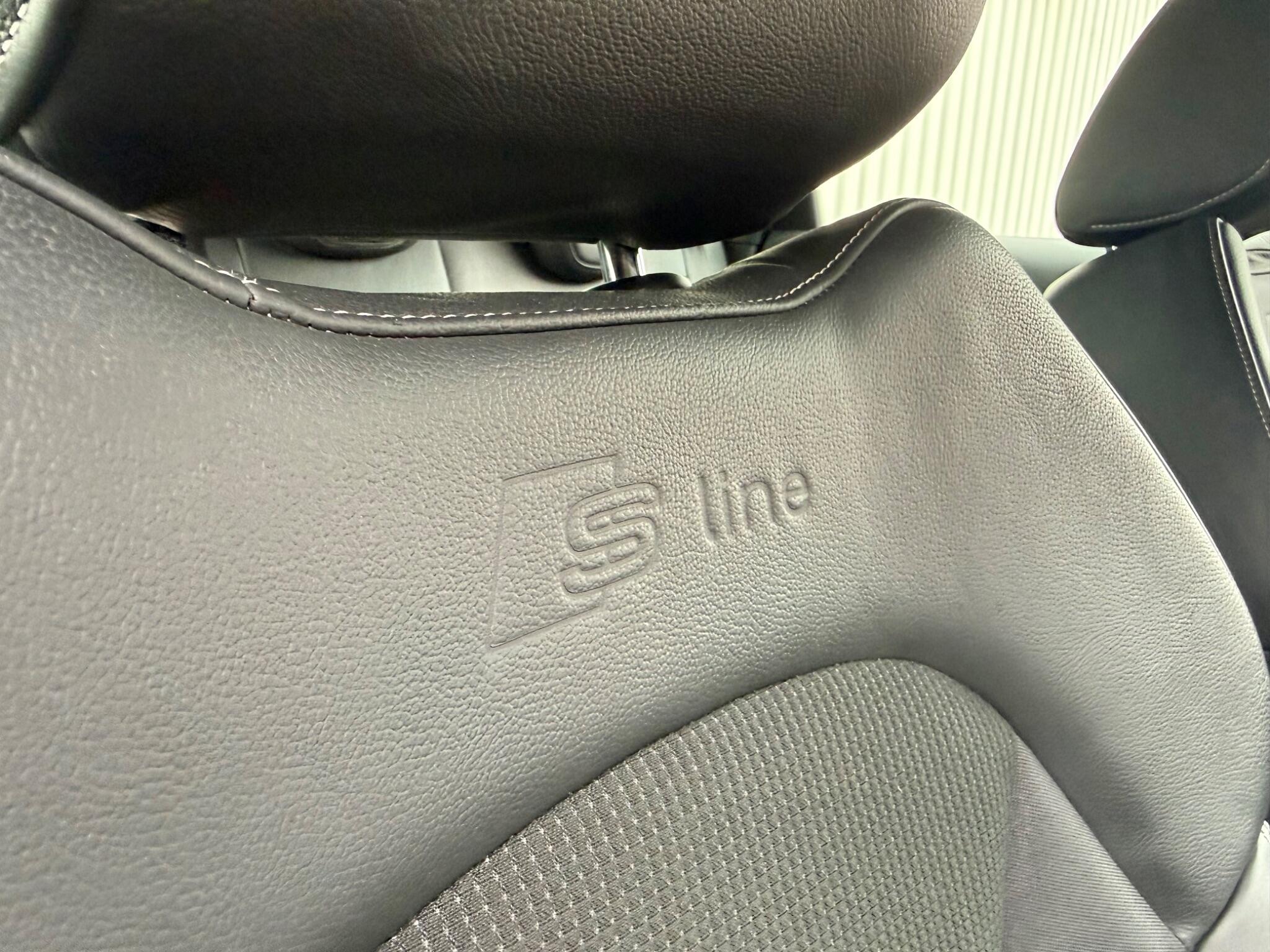 Audi A1 1.2 TFSI S line Style Edition Sportback Euro 5 (s/s) 5dr 5dr Manual 2015