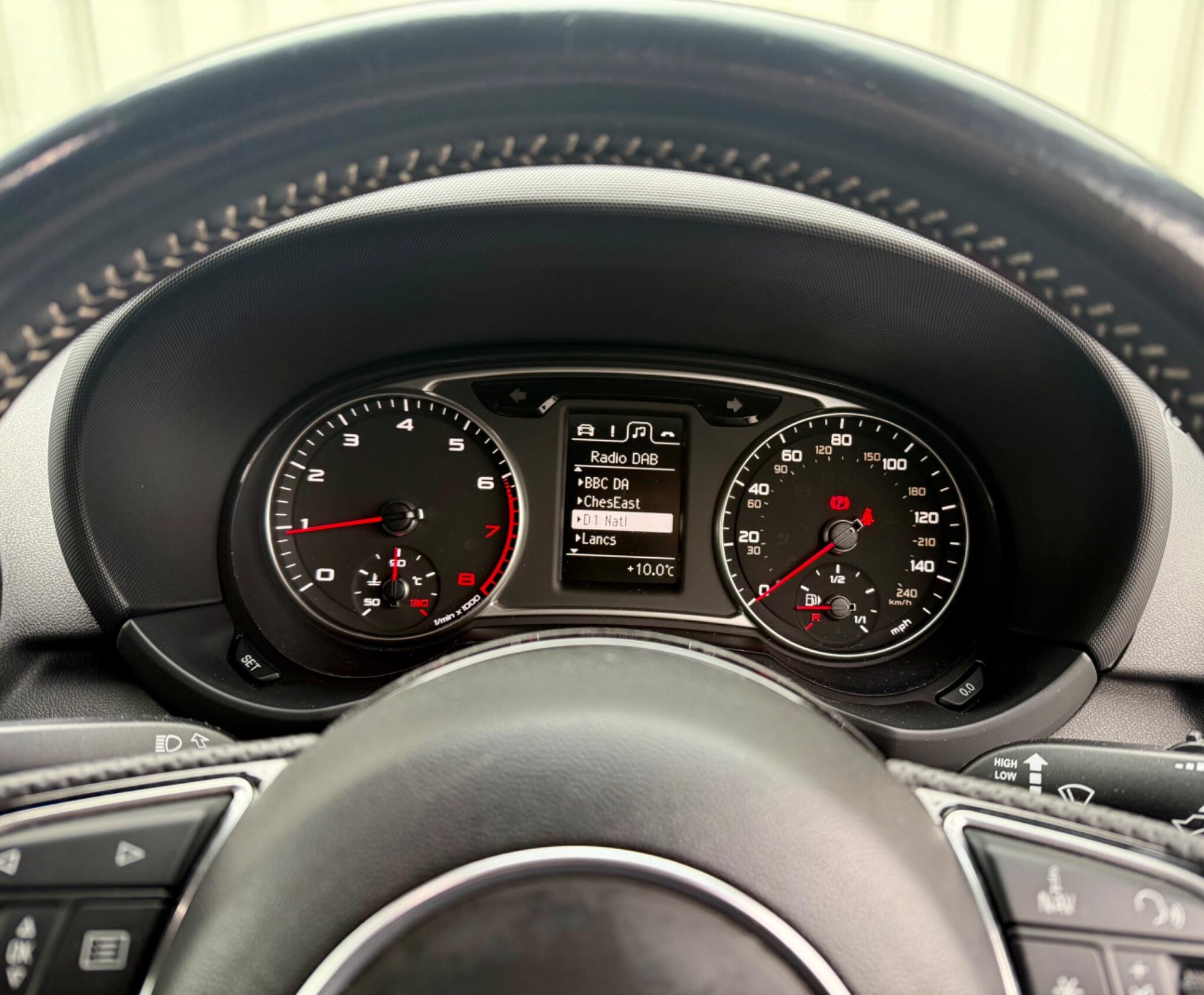 Audi A1 1.2 TFSI S line Style Edition Sportback Euro 5 (s/s) 5dr 5dr Manual 2015