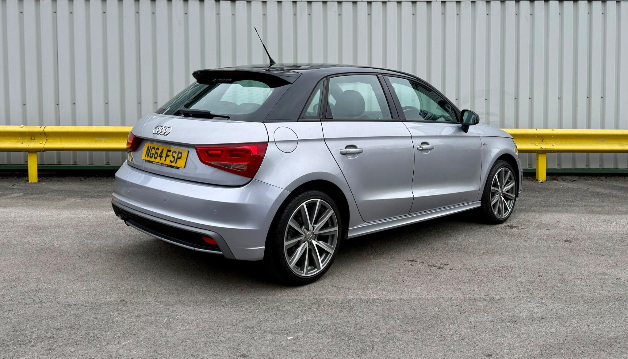 Audi A1 1.2 TFSI S line Style Edition Sportback Euro 5 (s/s) 5dr 5dr Manual 2015