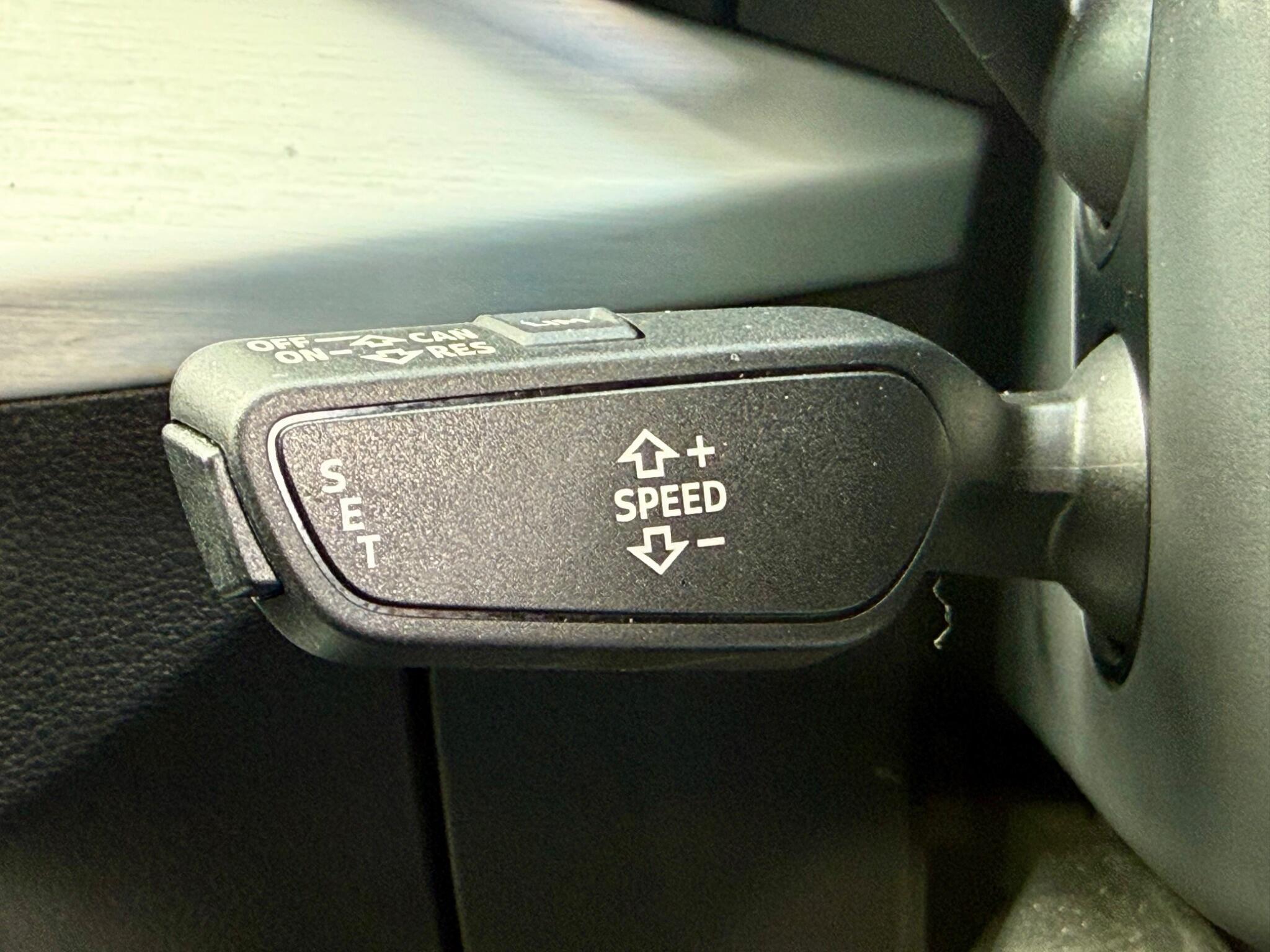 Audi Q2 1.4 TFSI CoD S line Euro 6 (s/s) 5dr 5dr Manual 2018