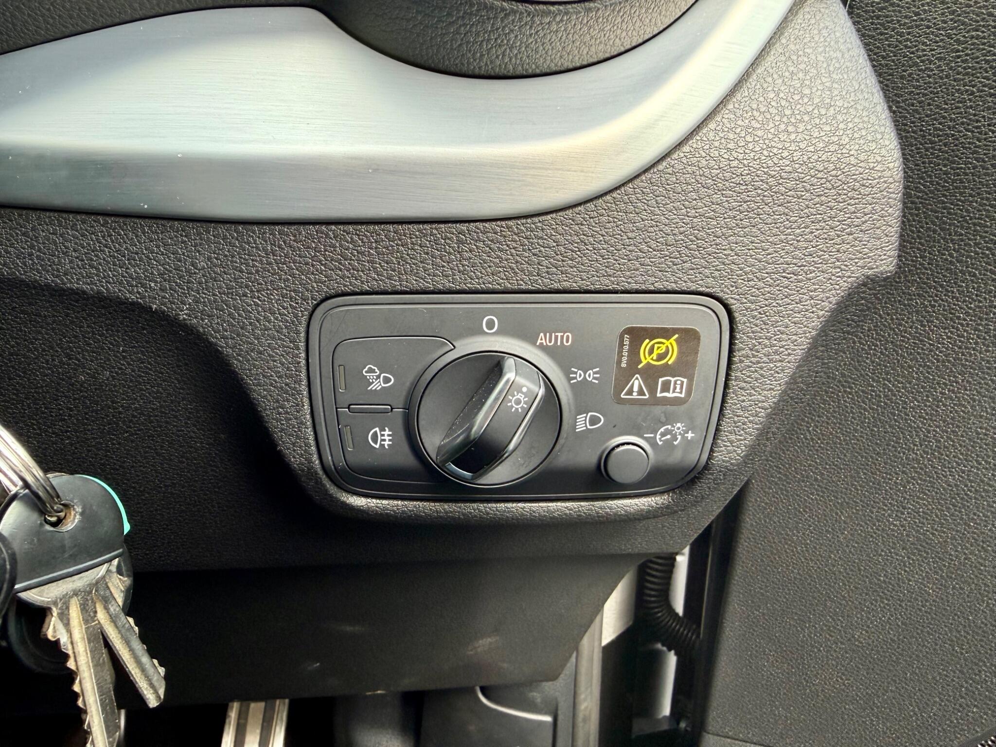 Audi Q2 1.4 TFSI CoD S line Euro 6 (s/s) 5dr 5dr Manual 2018