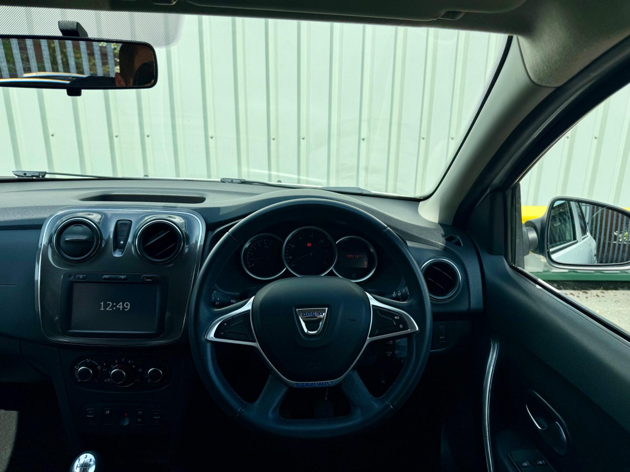 Dacia Sandero Stepway 0.9 TCe Laureate Euro 6 (s/s) 5dr 5dr Manual 2017