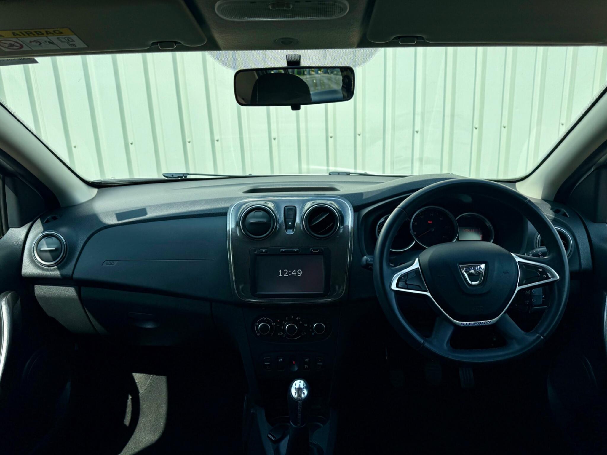 Dacia Sandero Stepway 0.9 TCe Laureate Euro 6 (s/s) 5dr 5dr Manual 2017