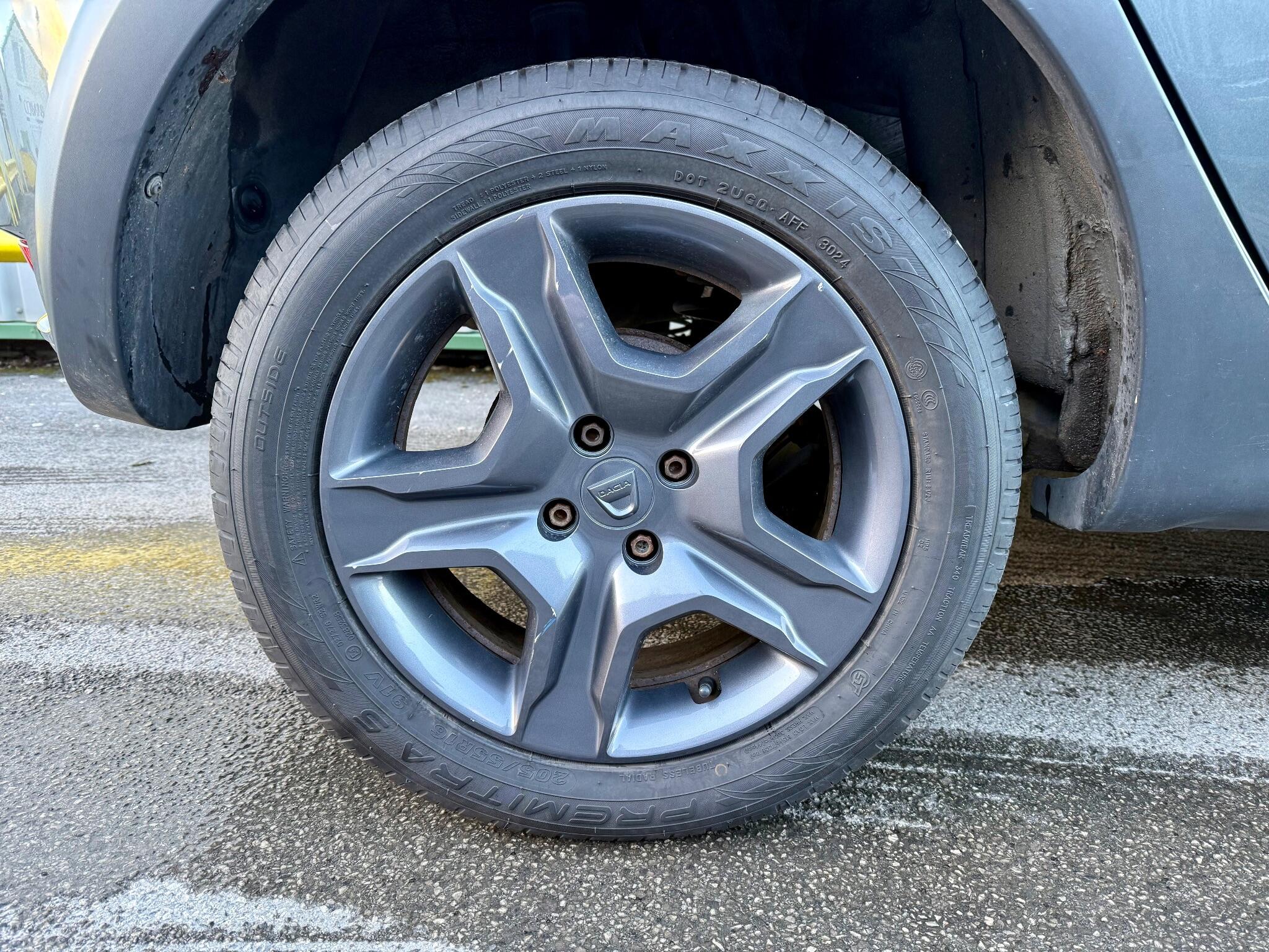 Dacia Sandero Stepway 0.9 TCe SE Summit Euro 6 (s/s) 5dr 5dr Manual 2017